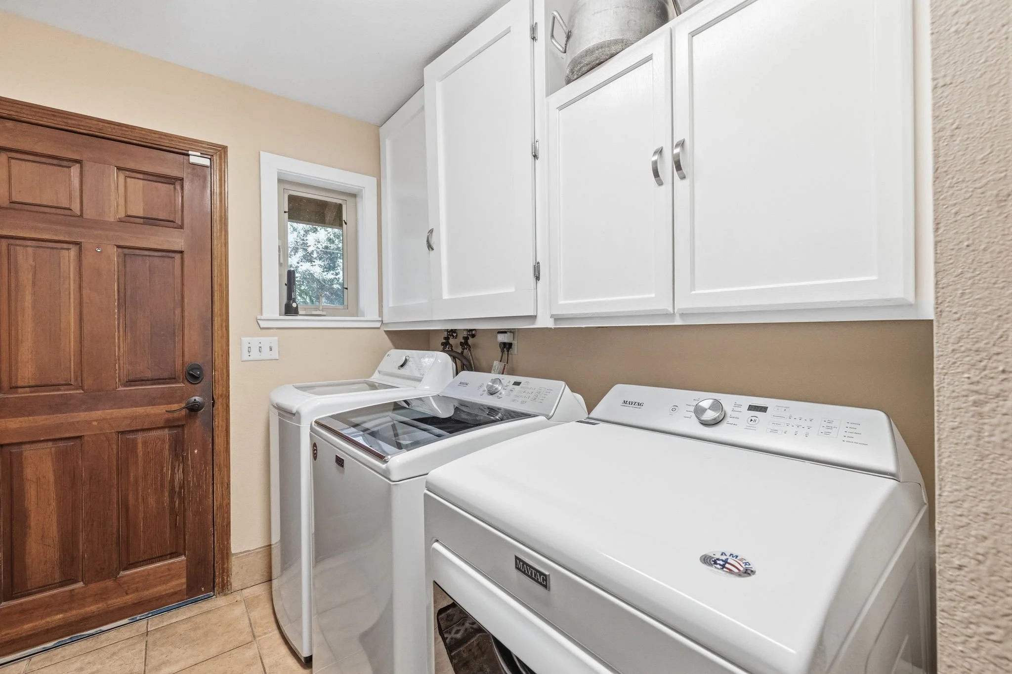 33-web-or-mls-22890 Mount Holly Ln-34.jpg