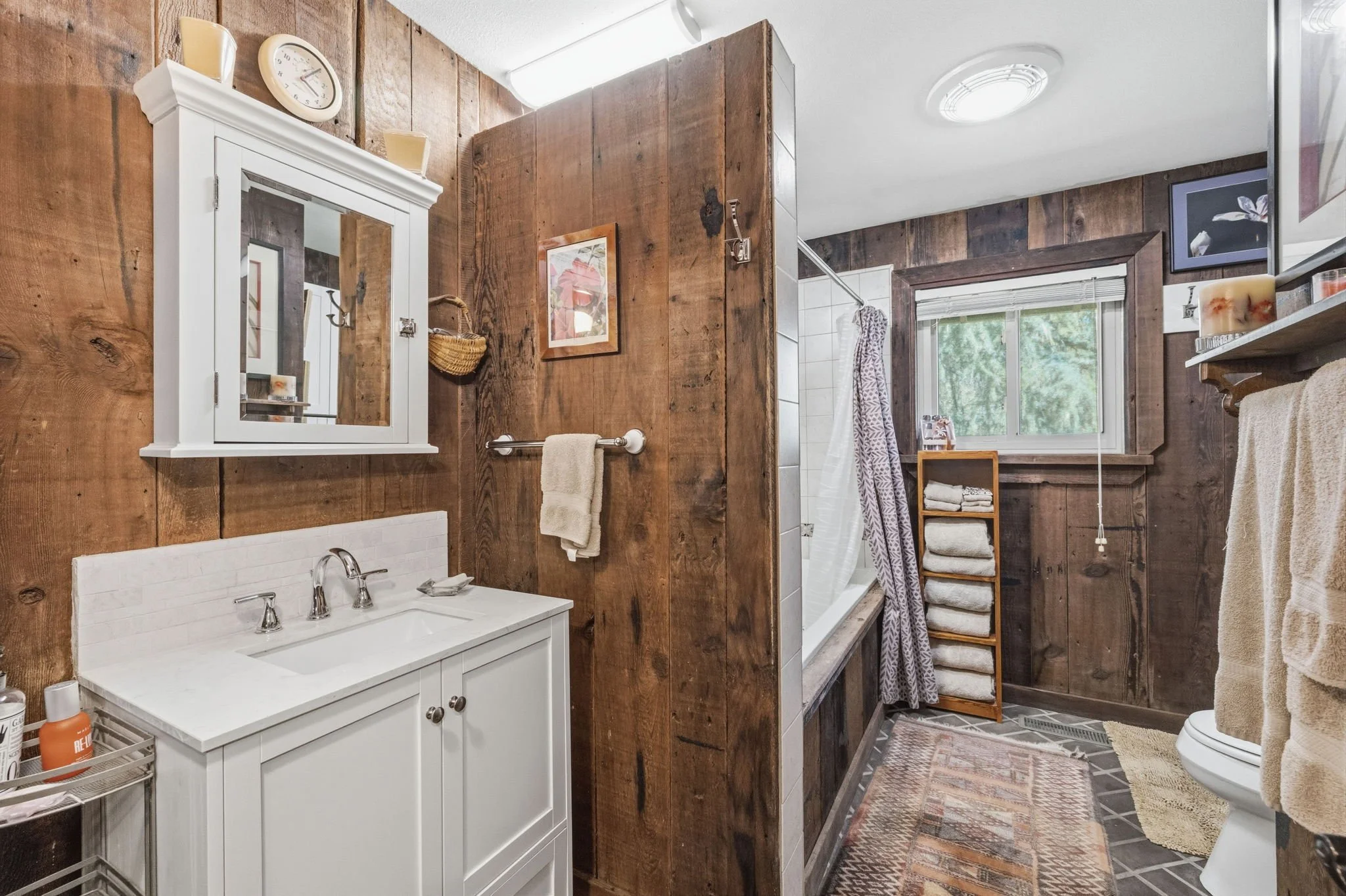 37-web-or-mls-22890 Mount Holly Ln-40.jpg