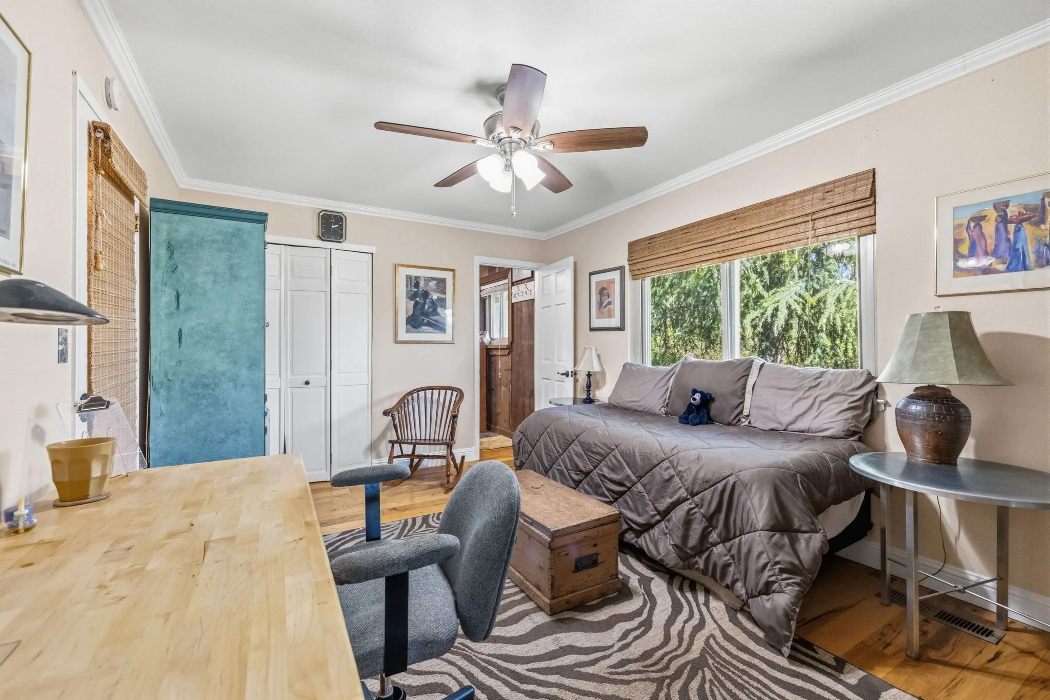 40-web-or-mls-22890 Mount Holly Ln-46.jpg