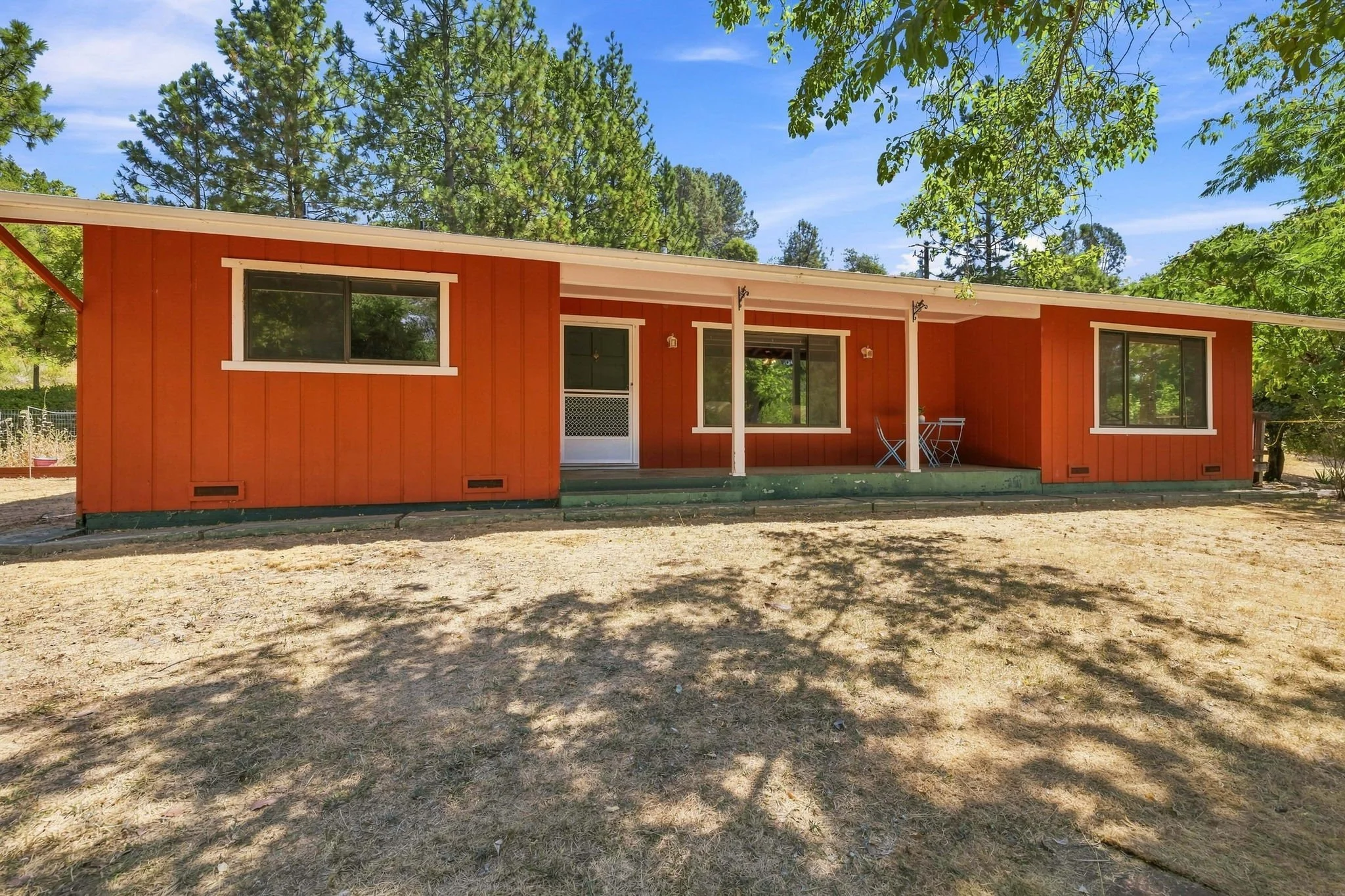 2-web-or-mls-19318 Mira Monte Rd-30.jpg