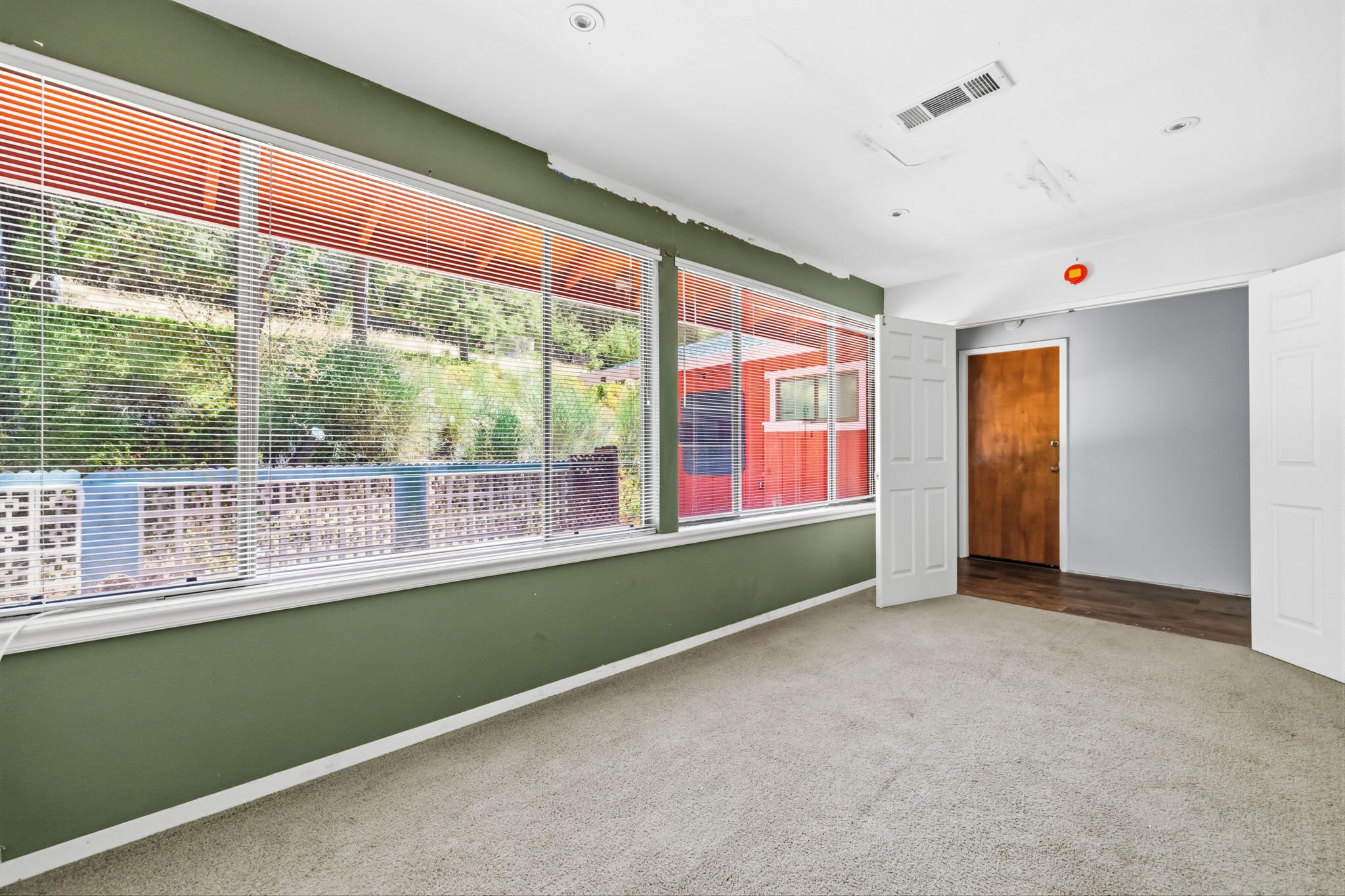 19-web-or-mls-19318 Mira Monte Rd-20.jpg