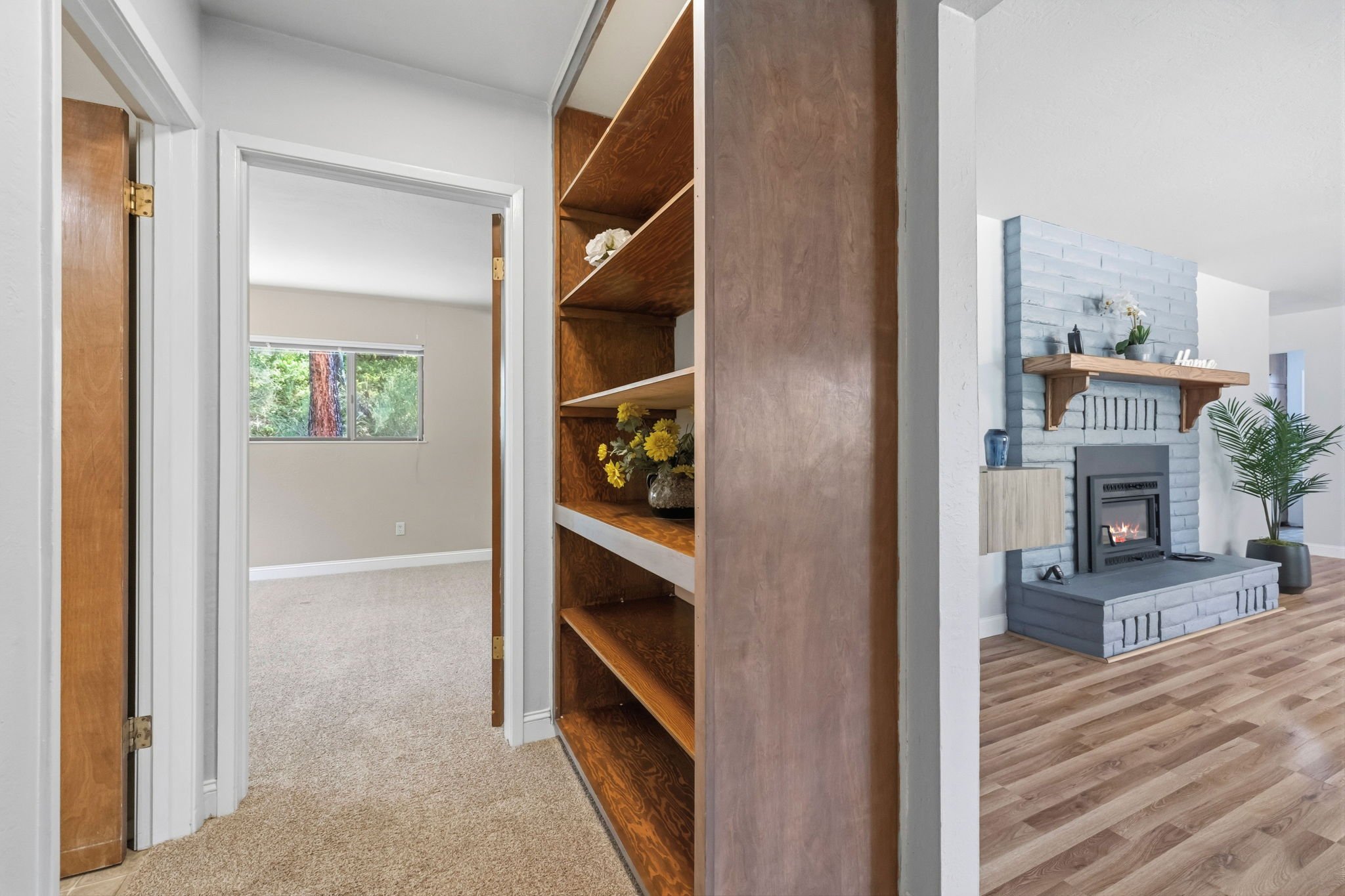 21-web-or-mls-19318 Mira Monte Rd-22.jpg