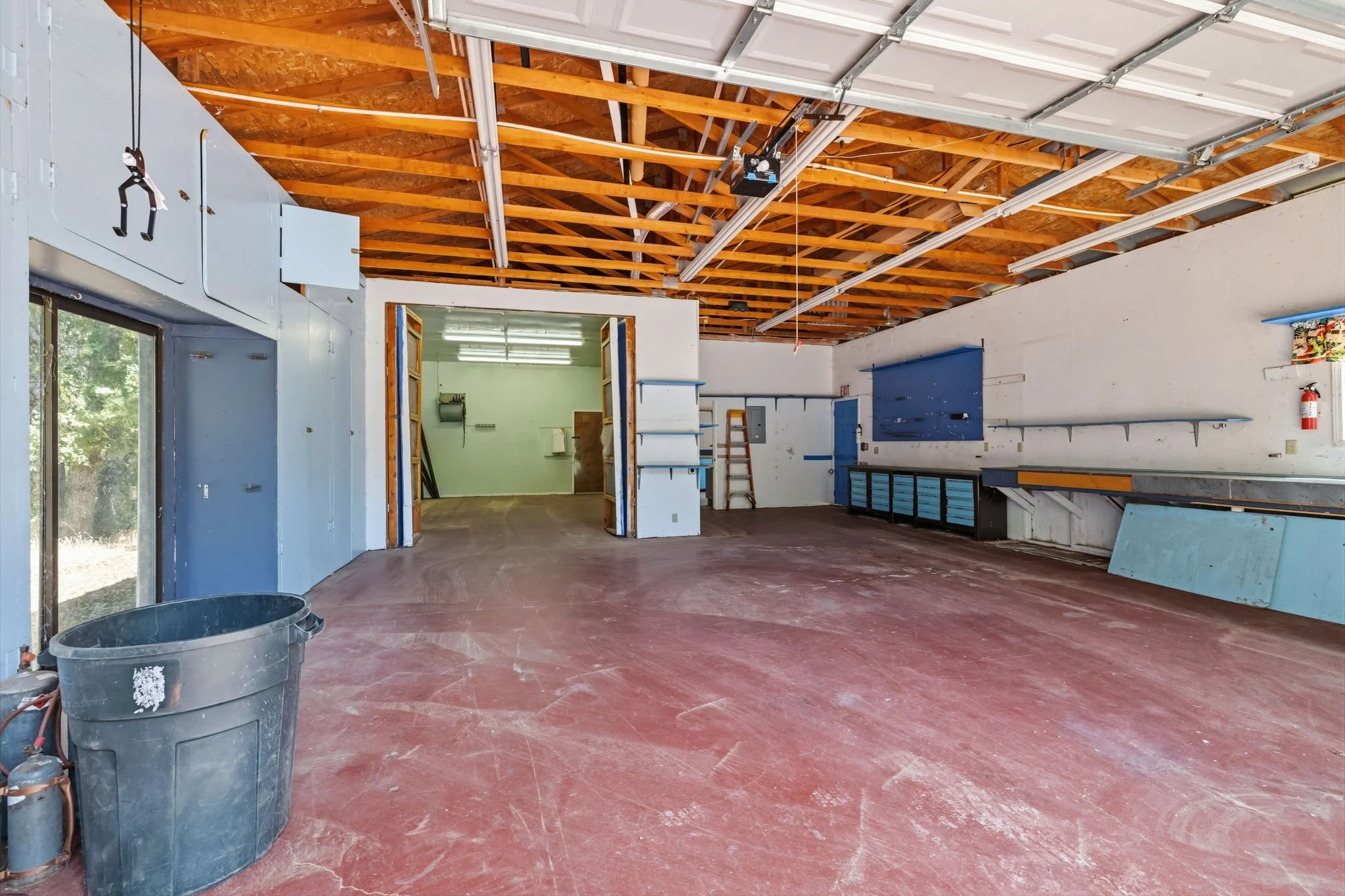 35-web-or-mls-19318 Mira Monte Rd-35.jpg