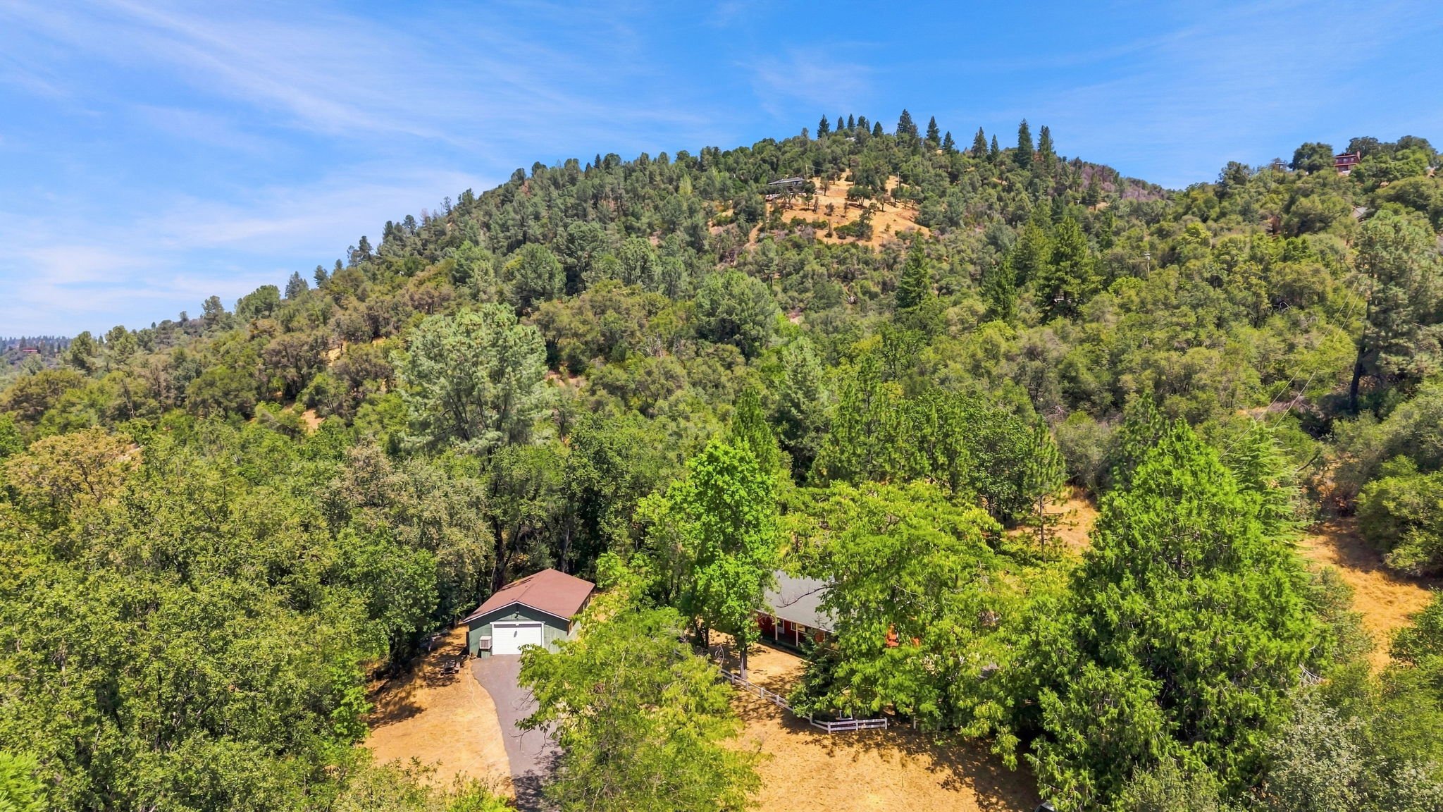 40-web-or-mls-19318 Mira Monte Rd-40.jpg
