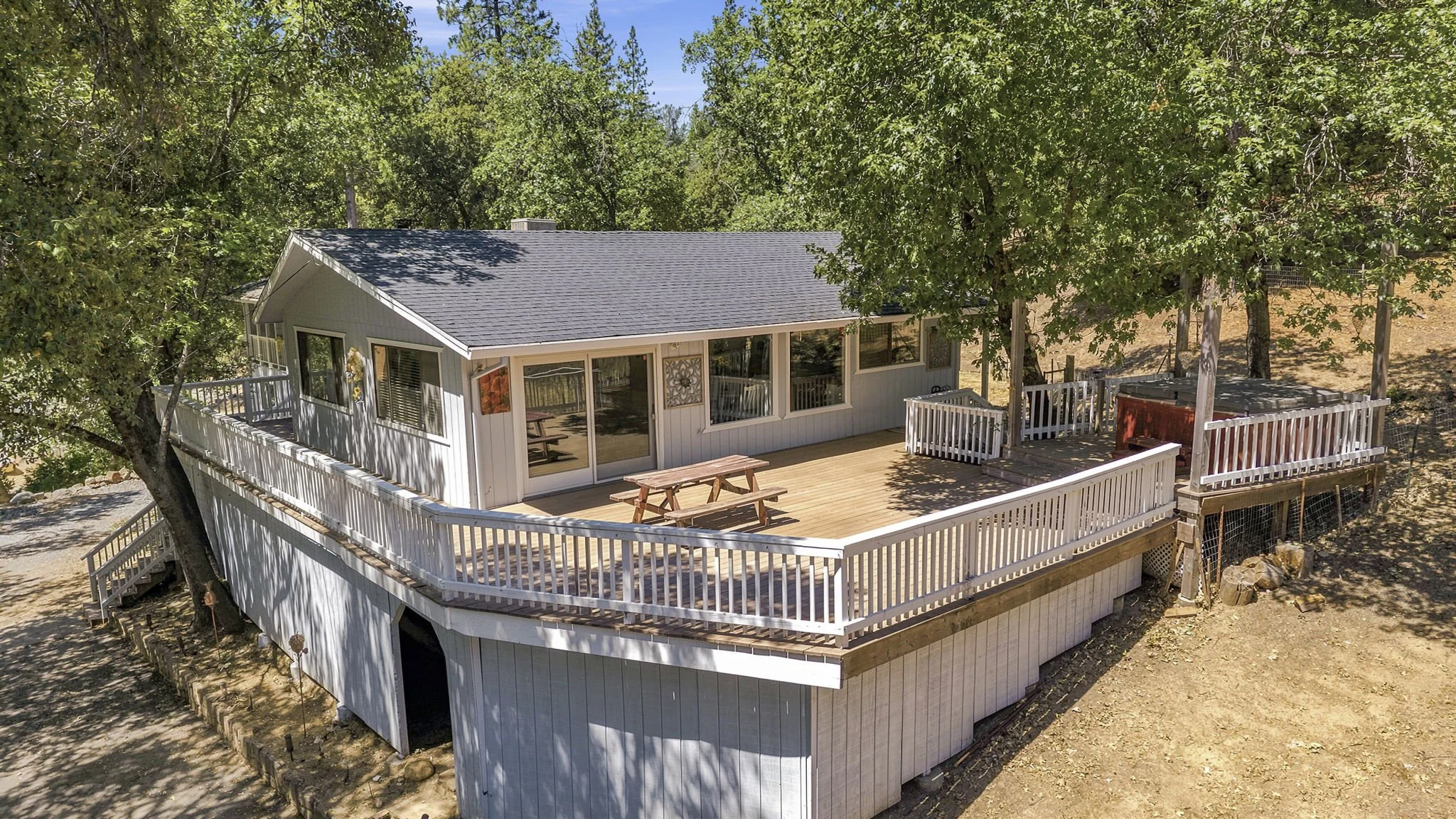 1-web-or-mls-22148 Crystal Falls_049.jpg