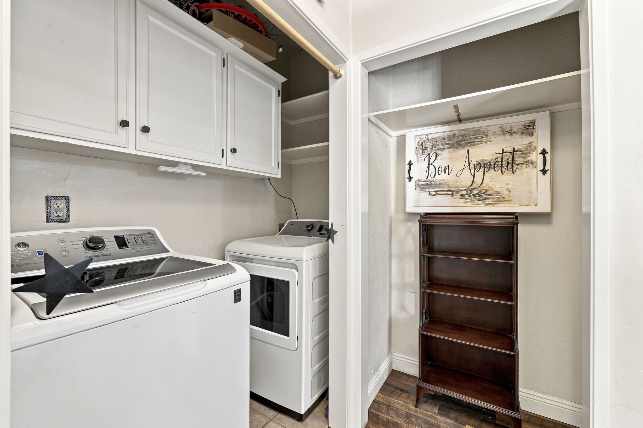 25-web-or-mls-22148 Crystal Falls_018.jpg
