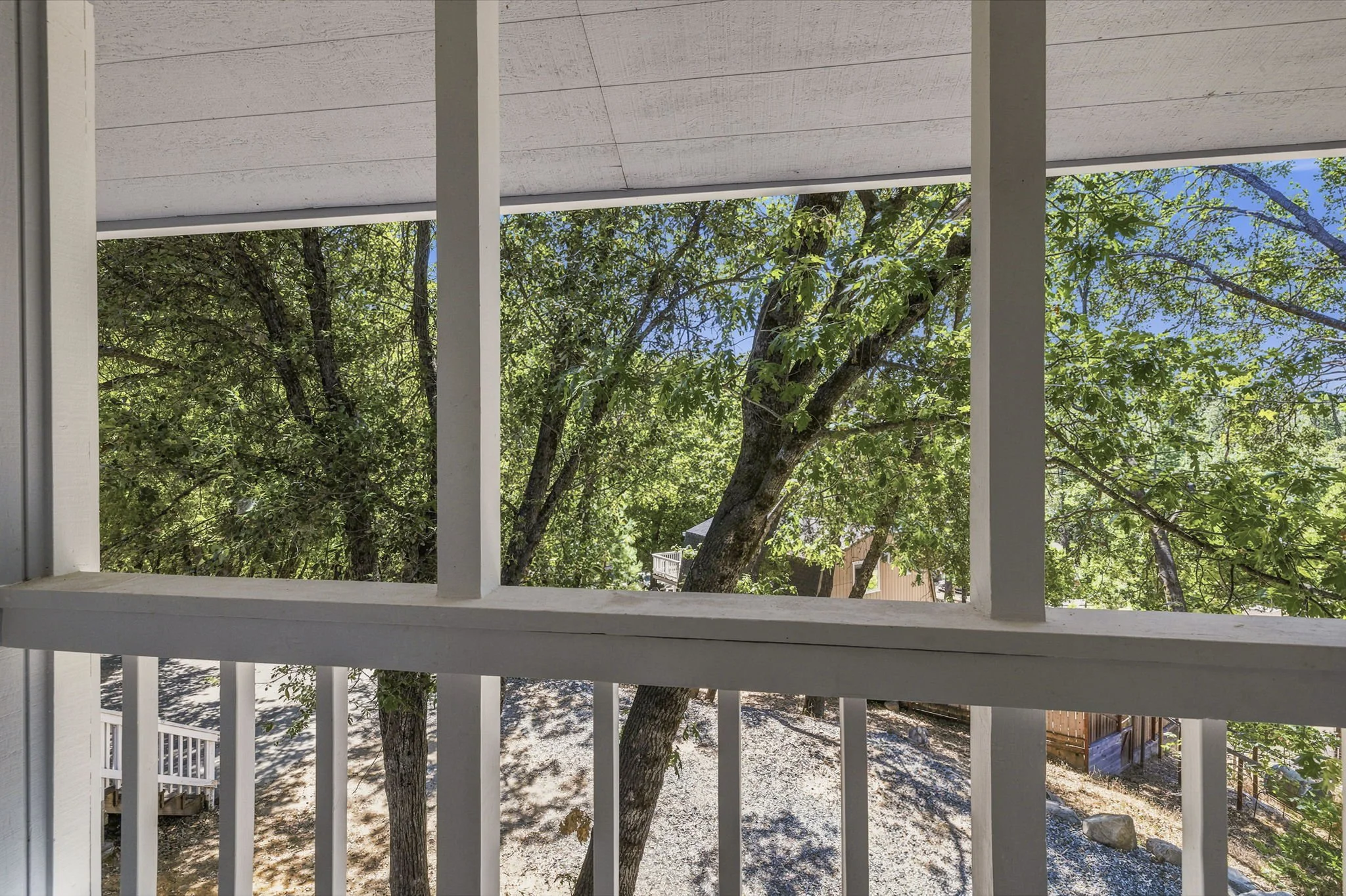 40-web-or-mls-22148 Crystal Falls_030.jpg