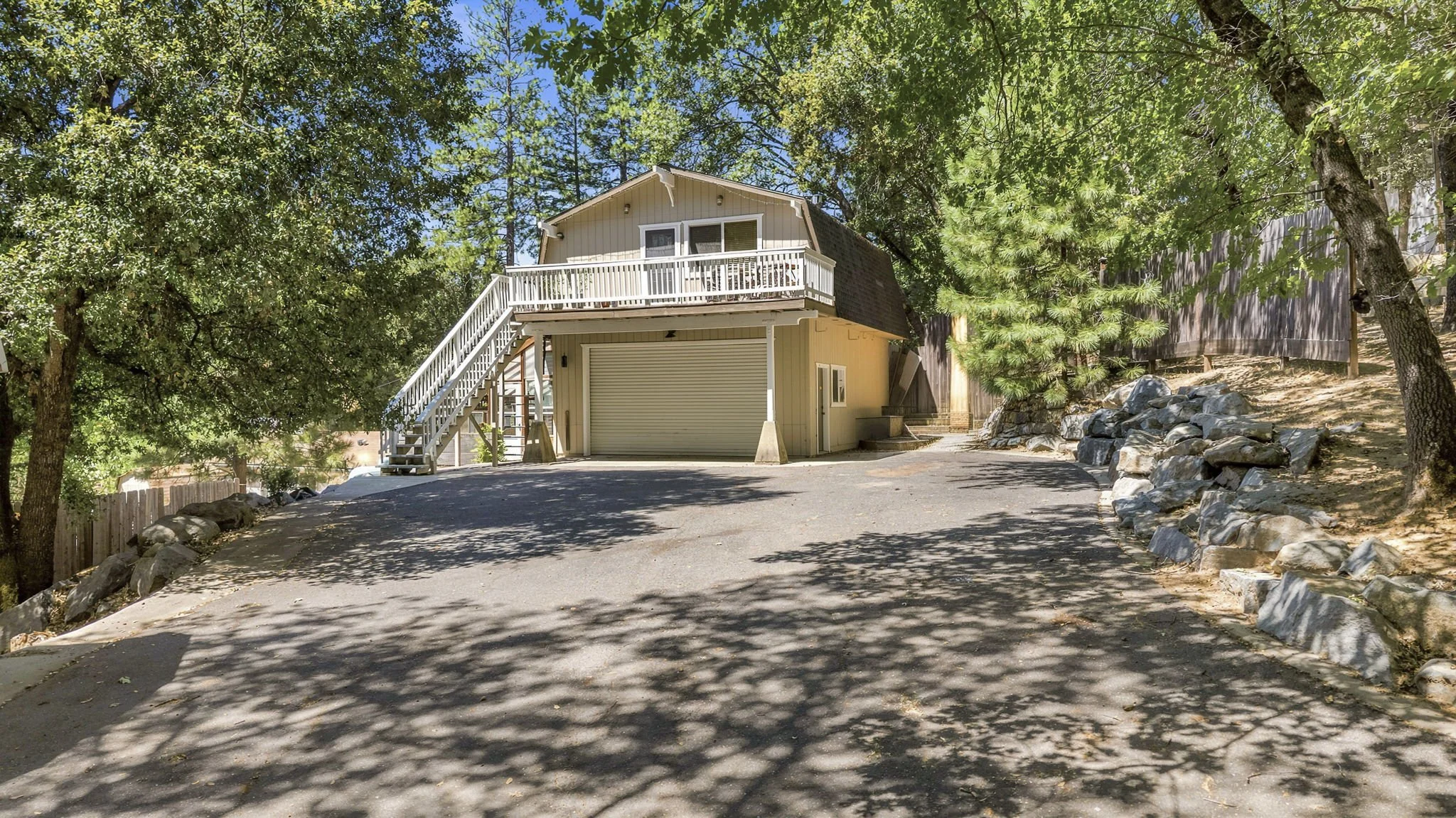 49-web-or-mls-22148 Crystal Falls_042.jpg