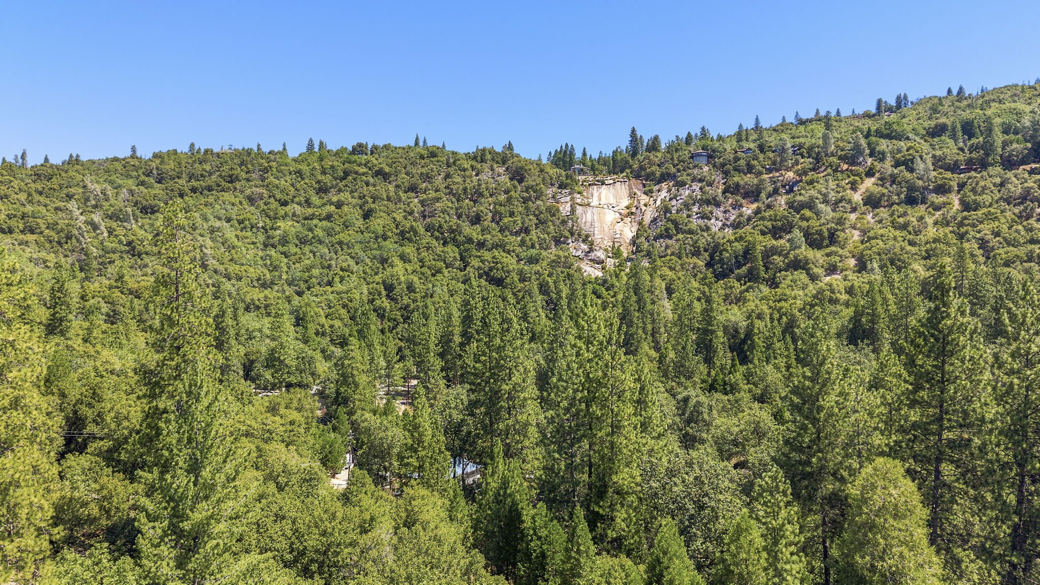 53-web-or-mls-22148 Crystal Falls_046.jpg
