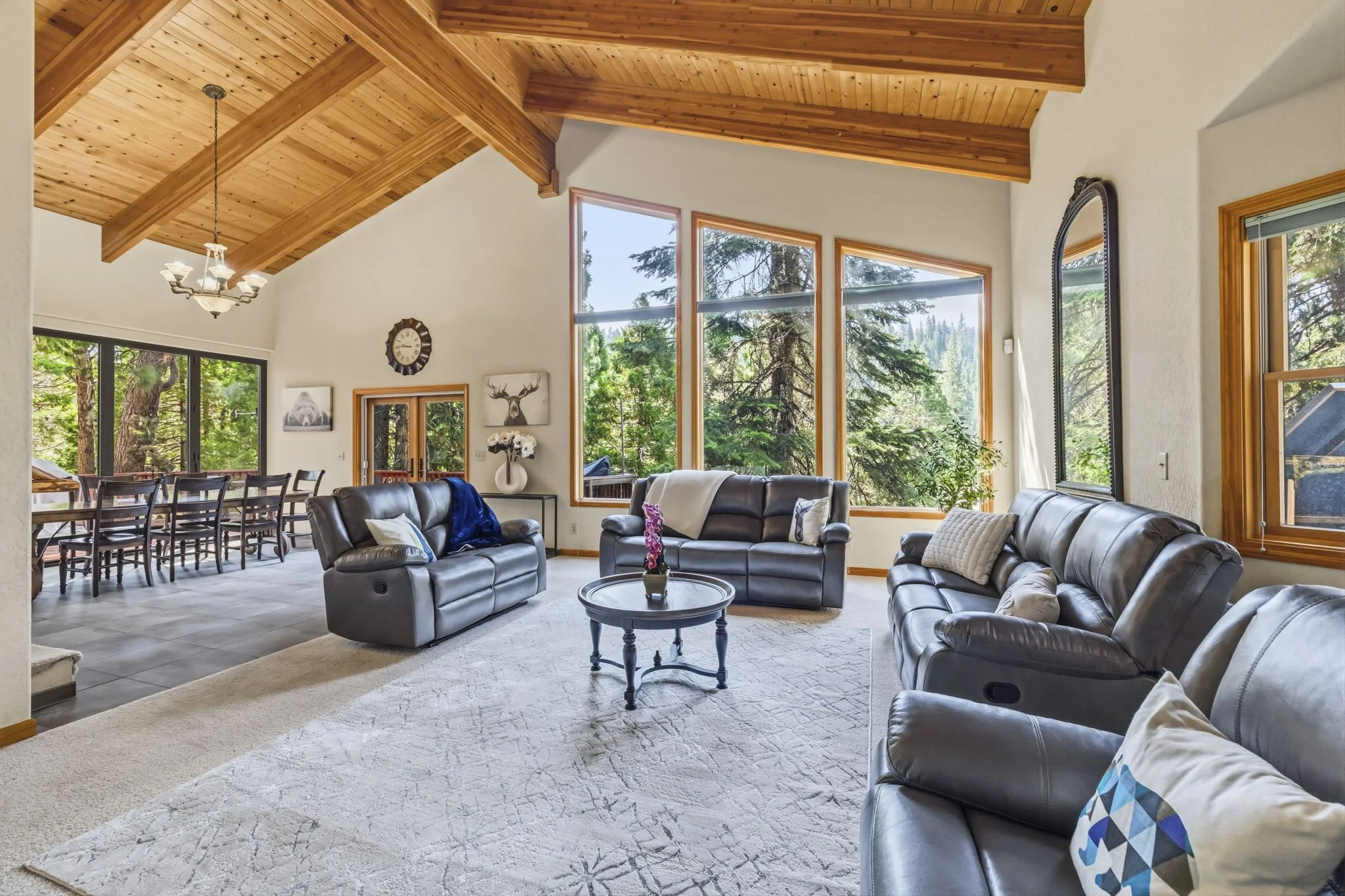 29-web-or-mls-28421 Old Strawberry Dr_022.jpg