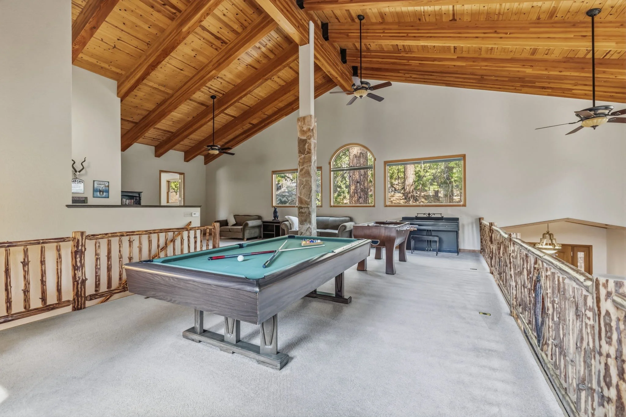 38-web-or-mls-28421 Old Strawberry Dr_031.jpg