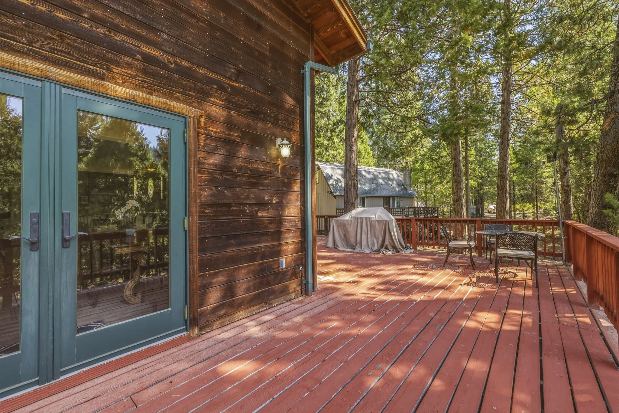 53-web-or-mls-28421 Old Strawberry Dr_046.jpg