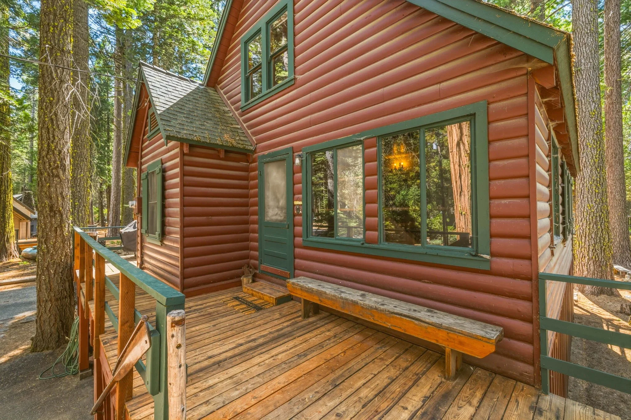 4-web-or-mls-112 Meadow View Rd-35.jpg