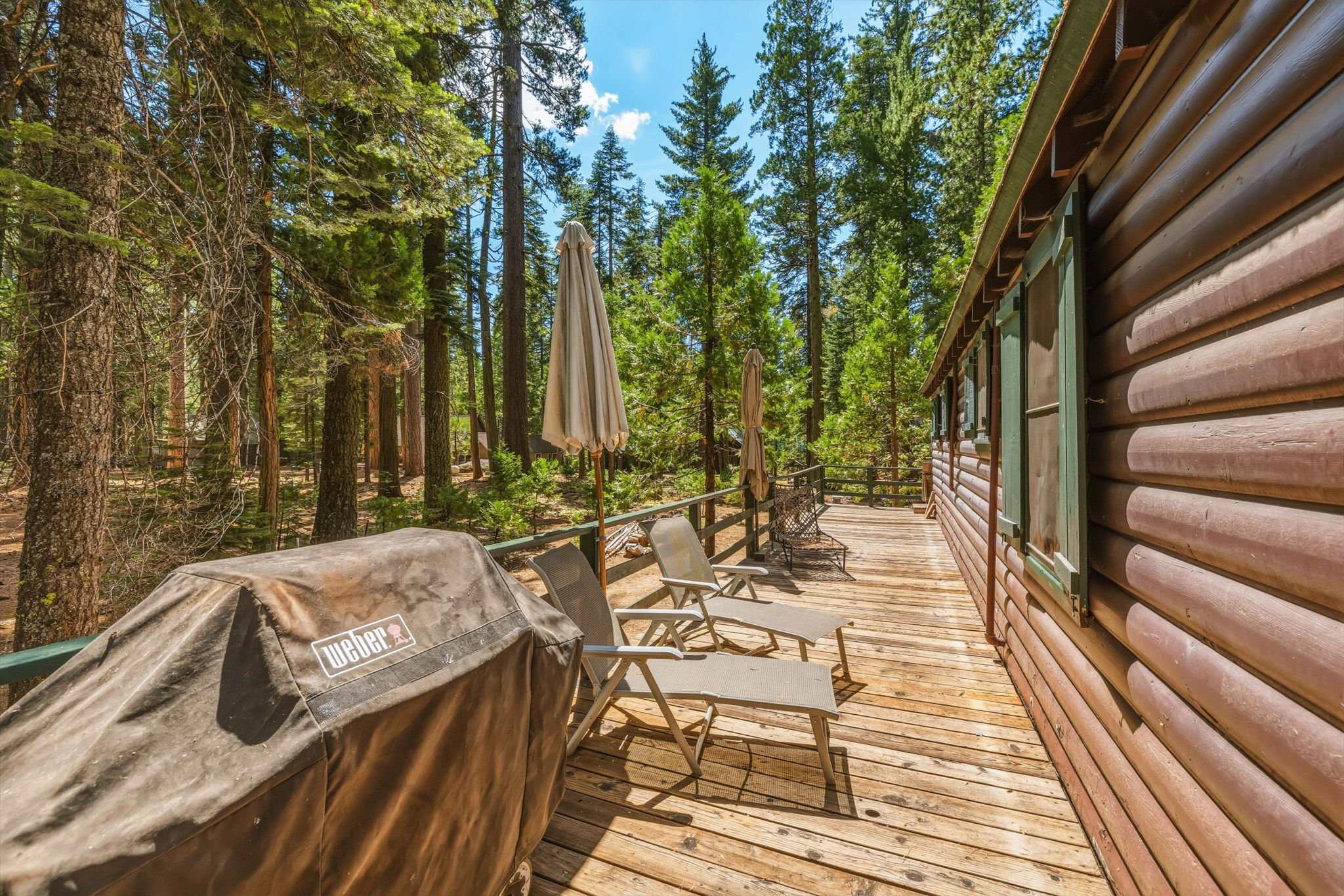 35-web-or-mls-112 Meadow View Rd-33.jpg