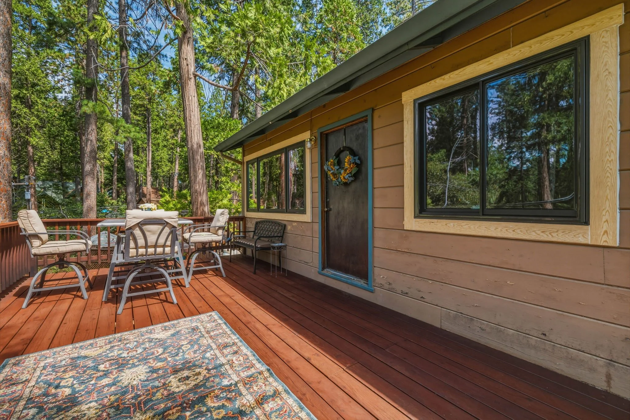 28-web-or-mls-18826 Laurel Ave-28.jpg