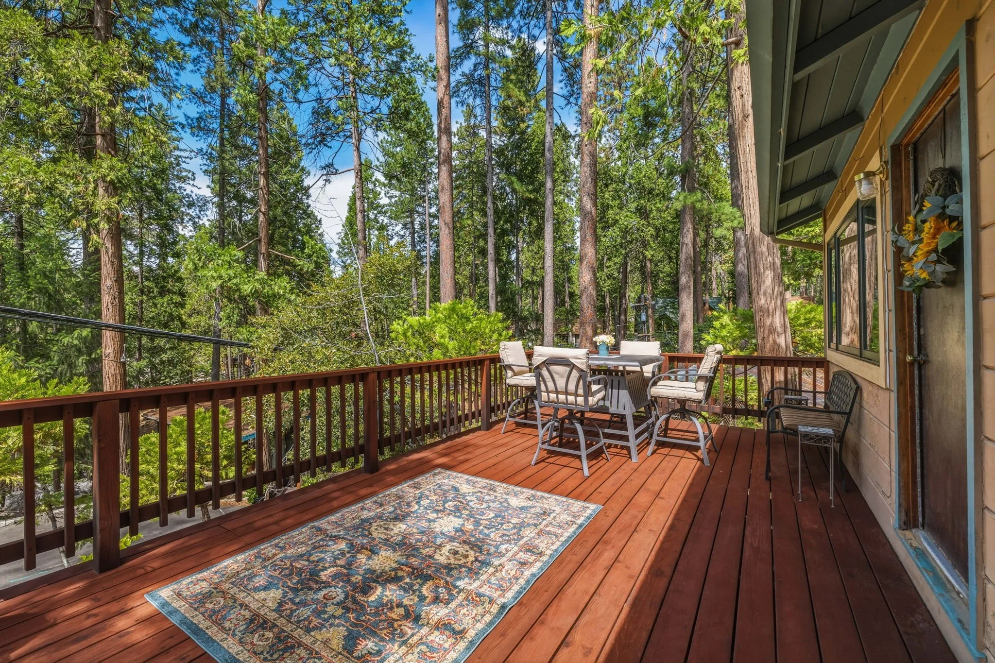 29-web-or-mls-18826 Laurel Ave-29.jpg