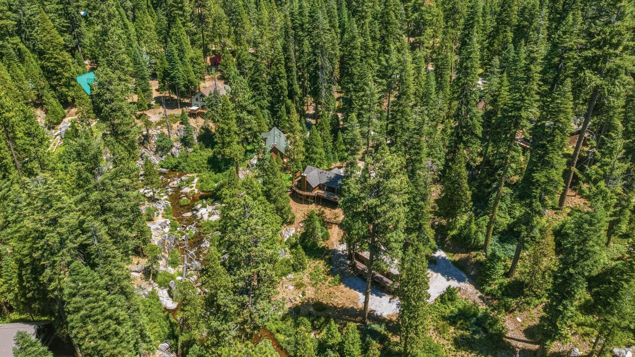 67-web-or-mls-13-print-31500 Old Strawberry Dr-13.jpg