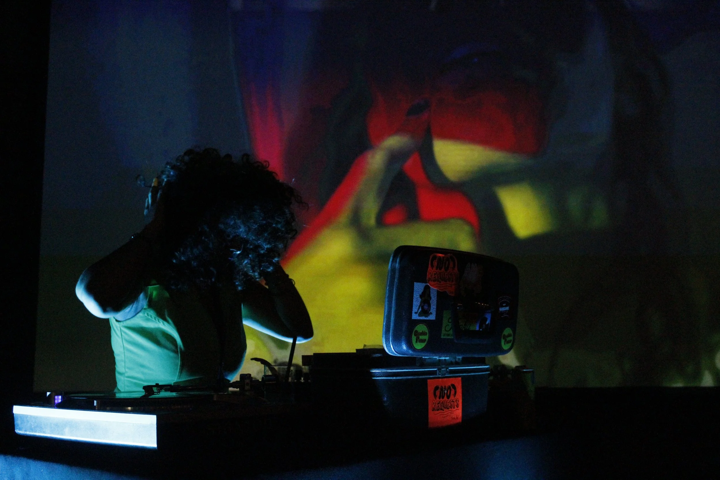 Linda Nuves by Natalia Angeles