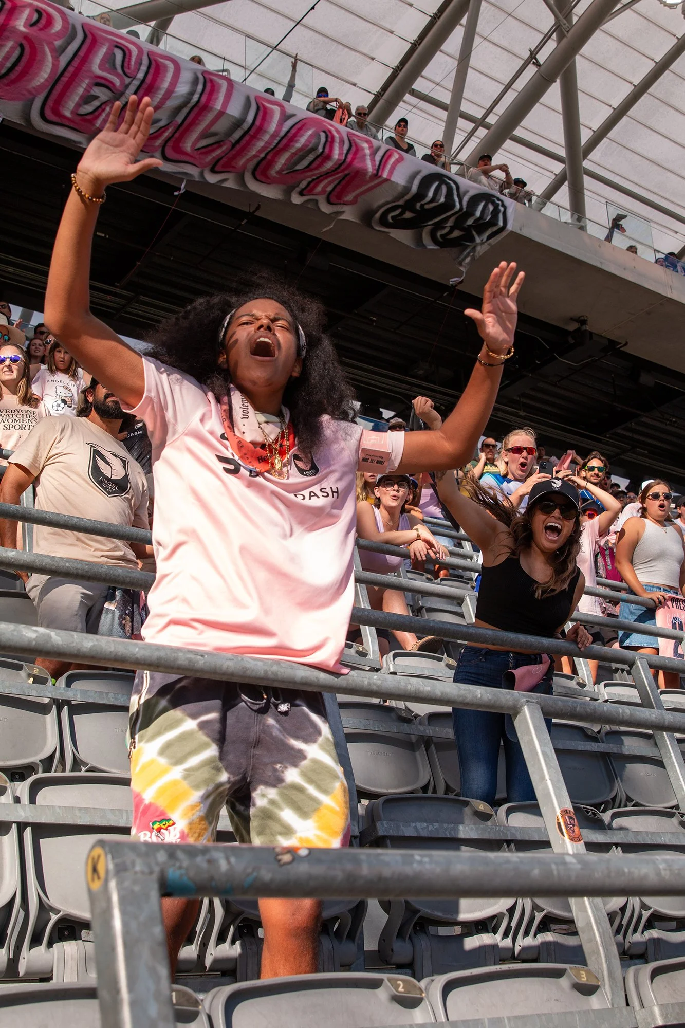 Astrid Sanchez_Fan_1.jpg