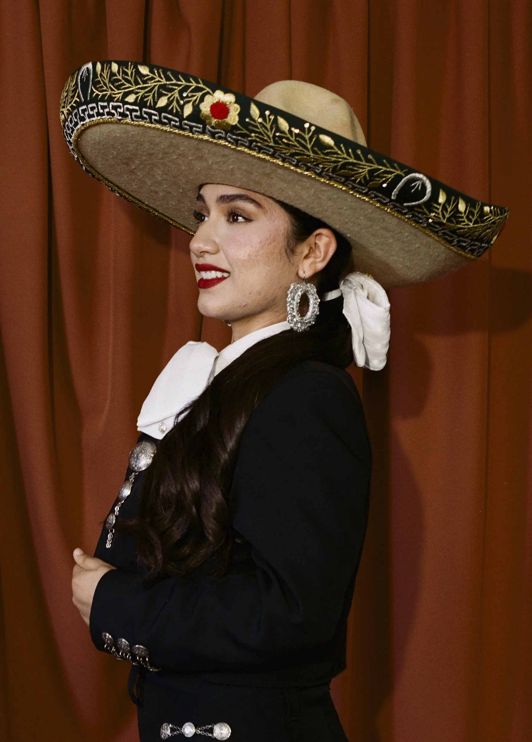Eliza Galvan Gonzalez, 2026
 
27½ x 19¾ inches 
 
 
First-generation mariachi musician. Member of Mariachi Revolución. 