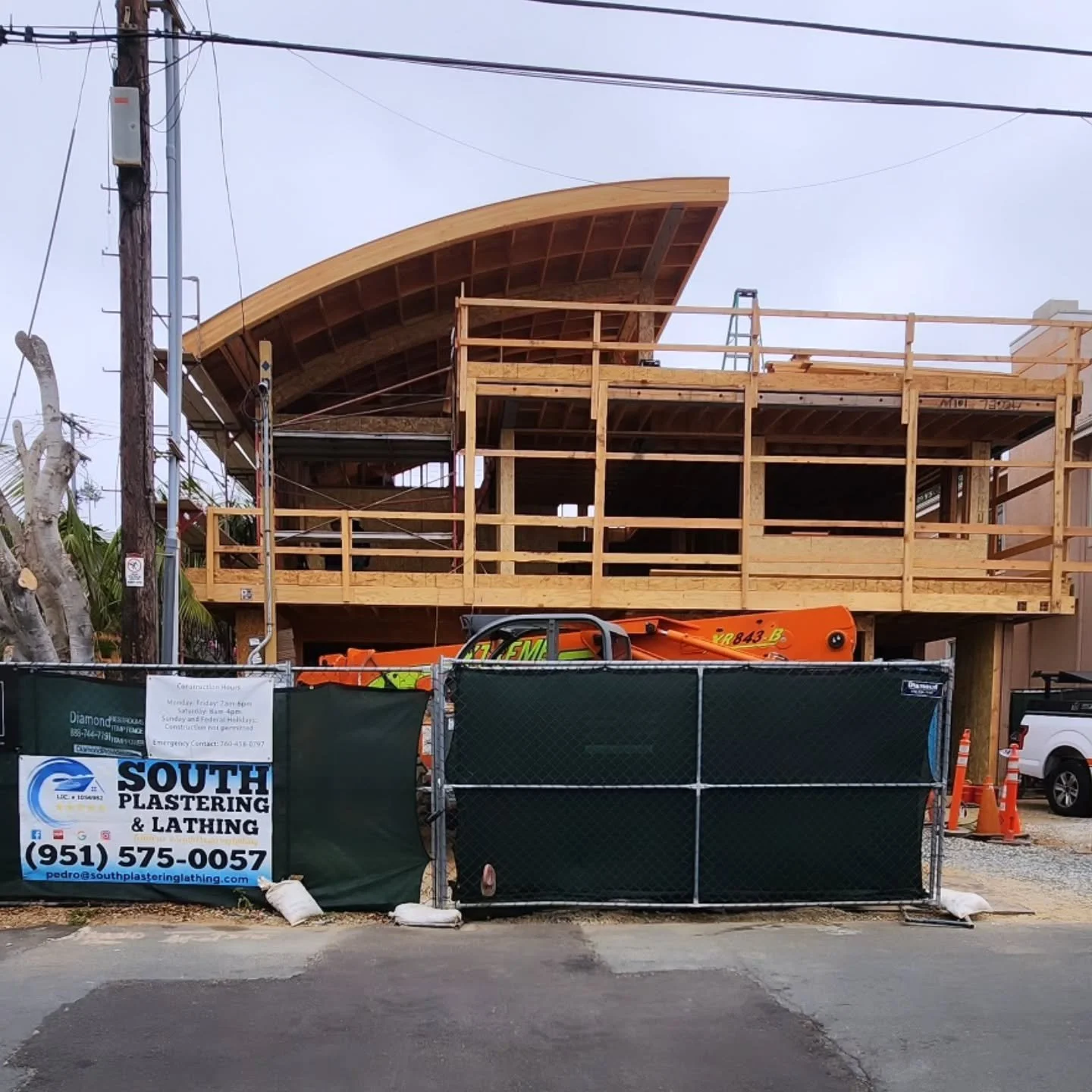 🏖🐚Polishing pearls by the shore... our next coastal gem is in the works! 🐬🌸

Join our team!
👷🏻&zwj;♀️HIRING!!👷🏻&zwj;♂️
Call or follow the link in Bio to apply online!

&Uacute;nete a nuestro equipo!
👷🏻&zwj;♂️CONTRATANDO!!👷🏻&zwj;♀️
Llam&ea