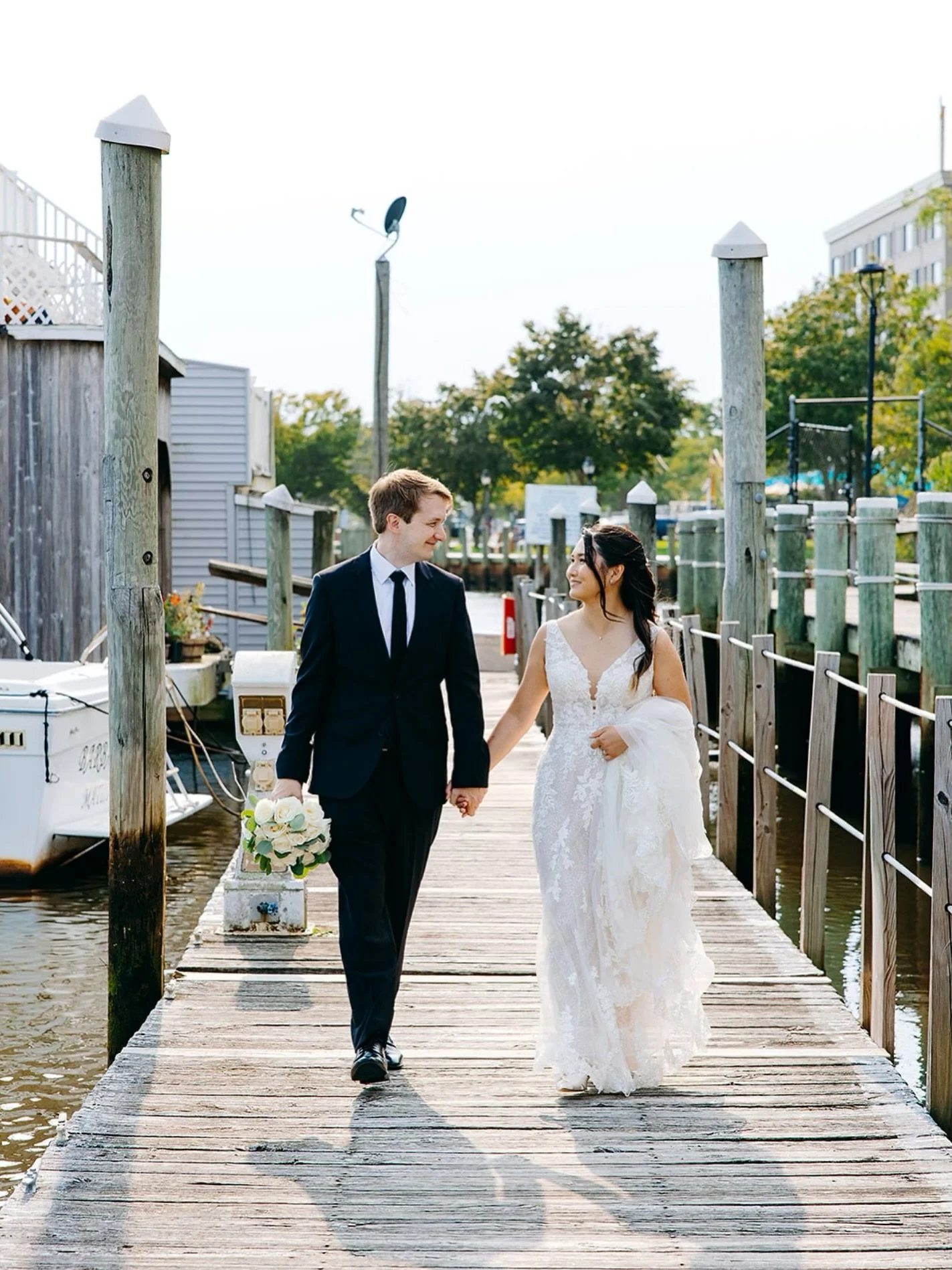 Matt + Katie taking a moment by the water before they say I do 🤍💍
.
.
.
#nycphotographer #longislandwedding #nycwedding #nycweddingphotographer #longislandweddingphotographer