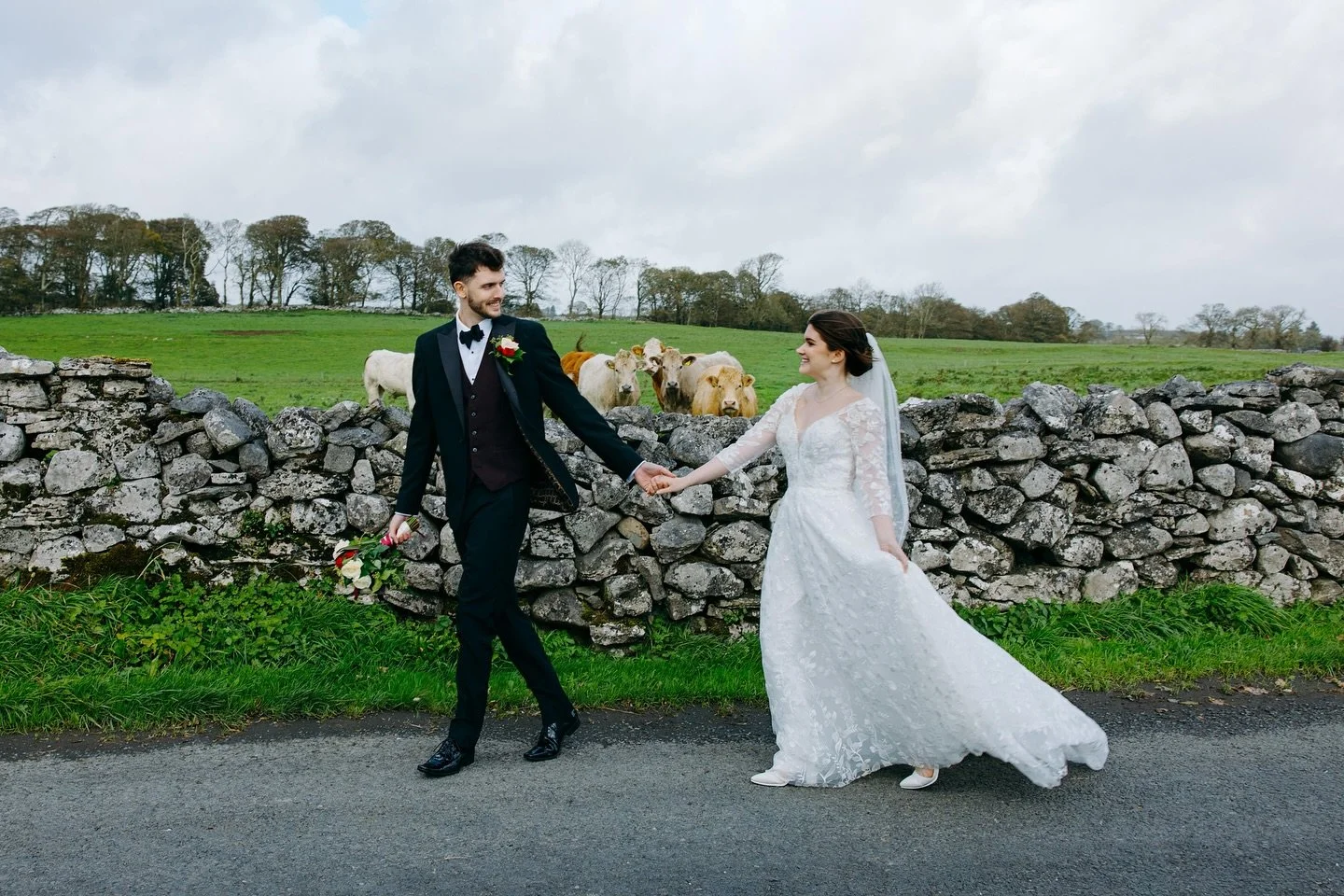 Sneak peak of a wedding that I shot in Kilfenora, Ireland 🍀💍 can&rsquo;t wait to share more pics of this gorgeous day! 
.
.
.
#nycweddingphotographer #destinationwedding #irelandwedding #kilfenora #irishwedding