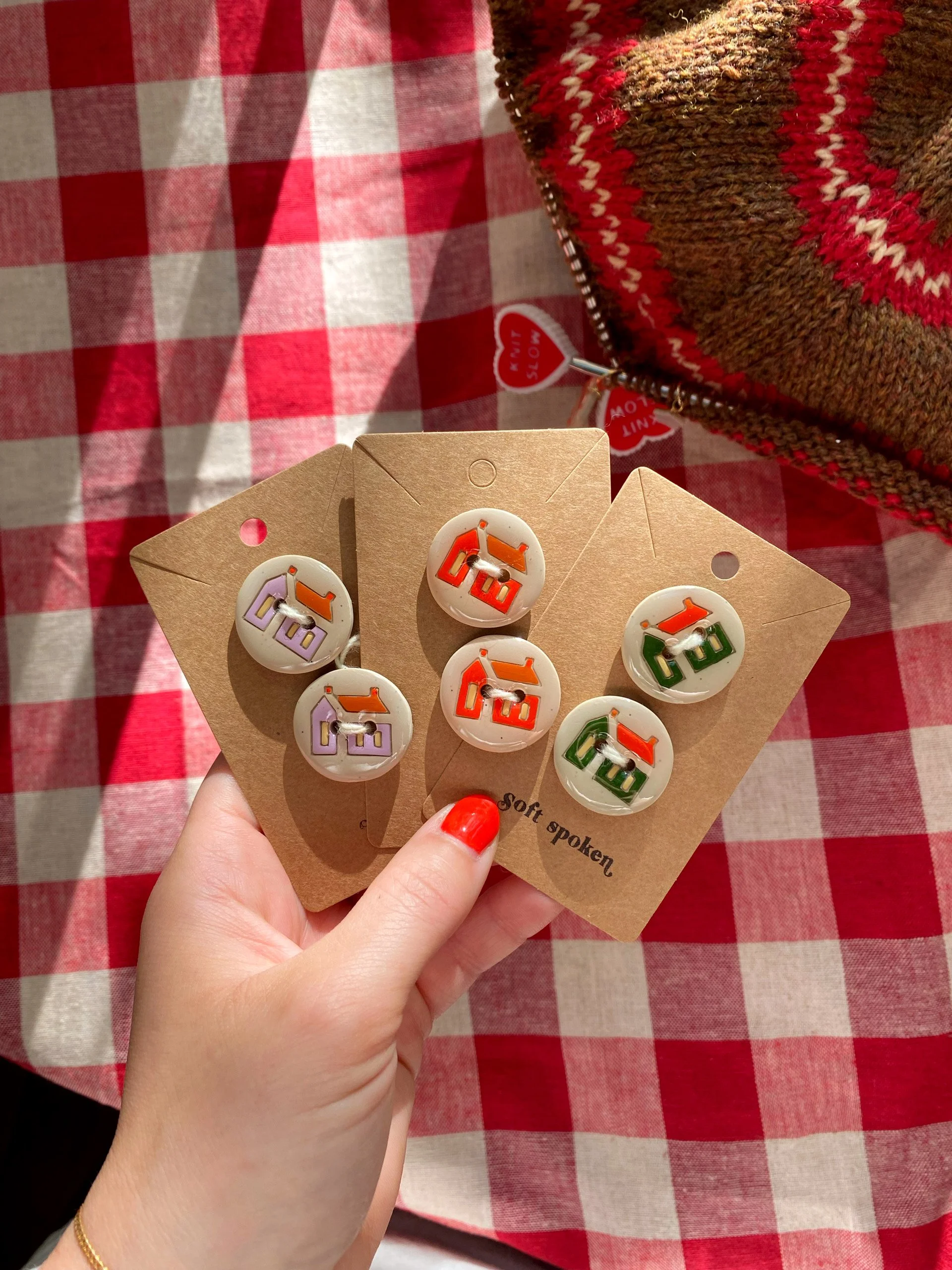 Schoolhouse Quilt Block Buttons