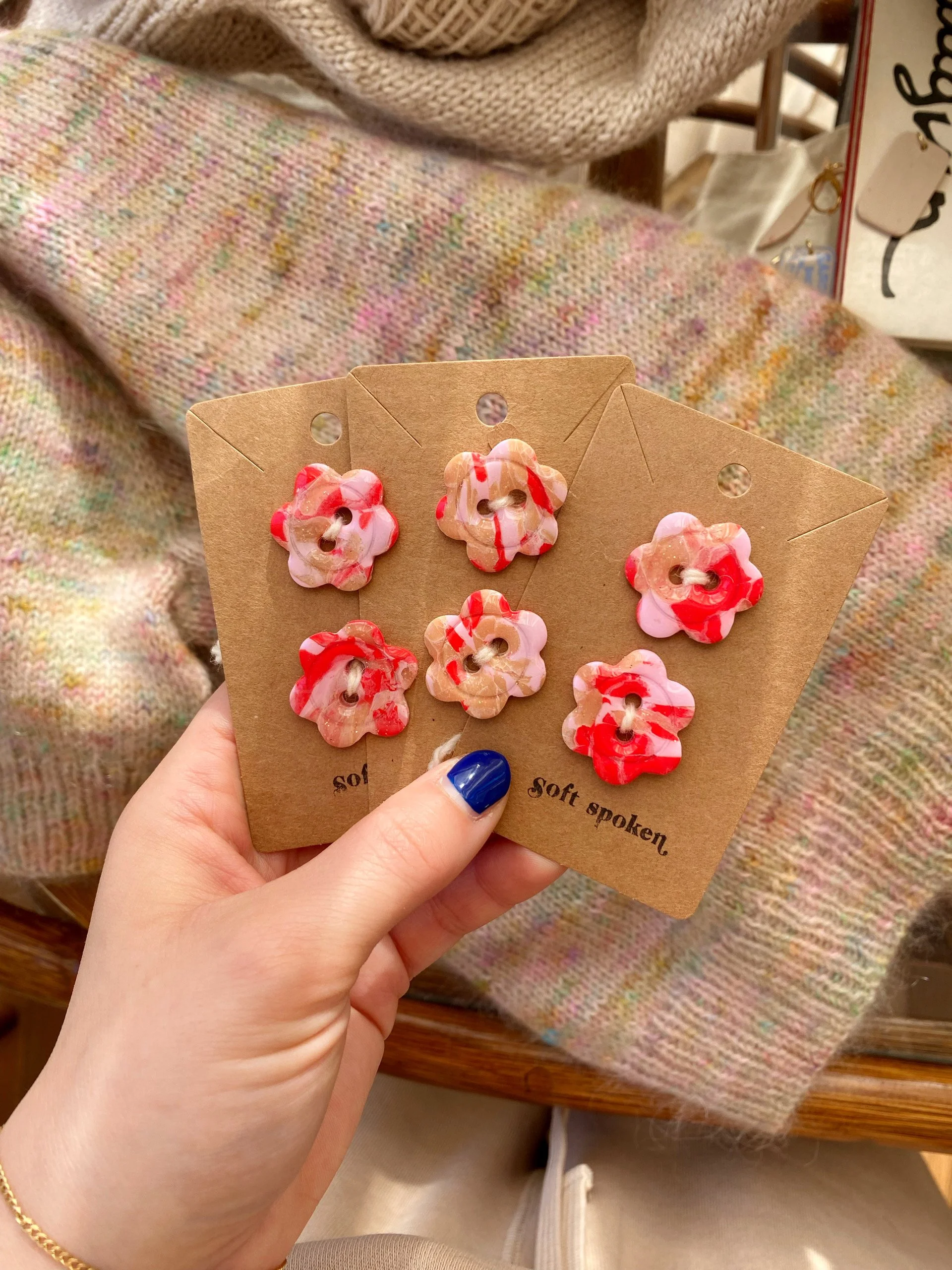Marble Flower Buttons in Red and Pink