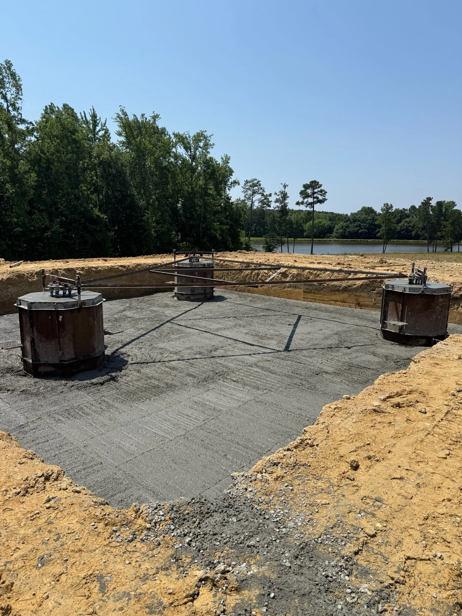 Pad and Pier for a 300' SST in North Carolina