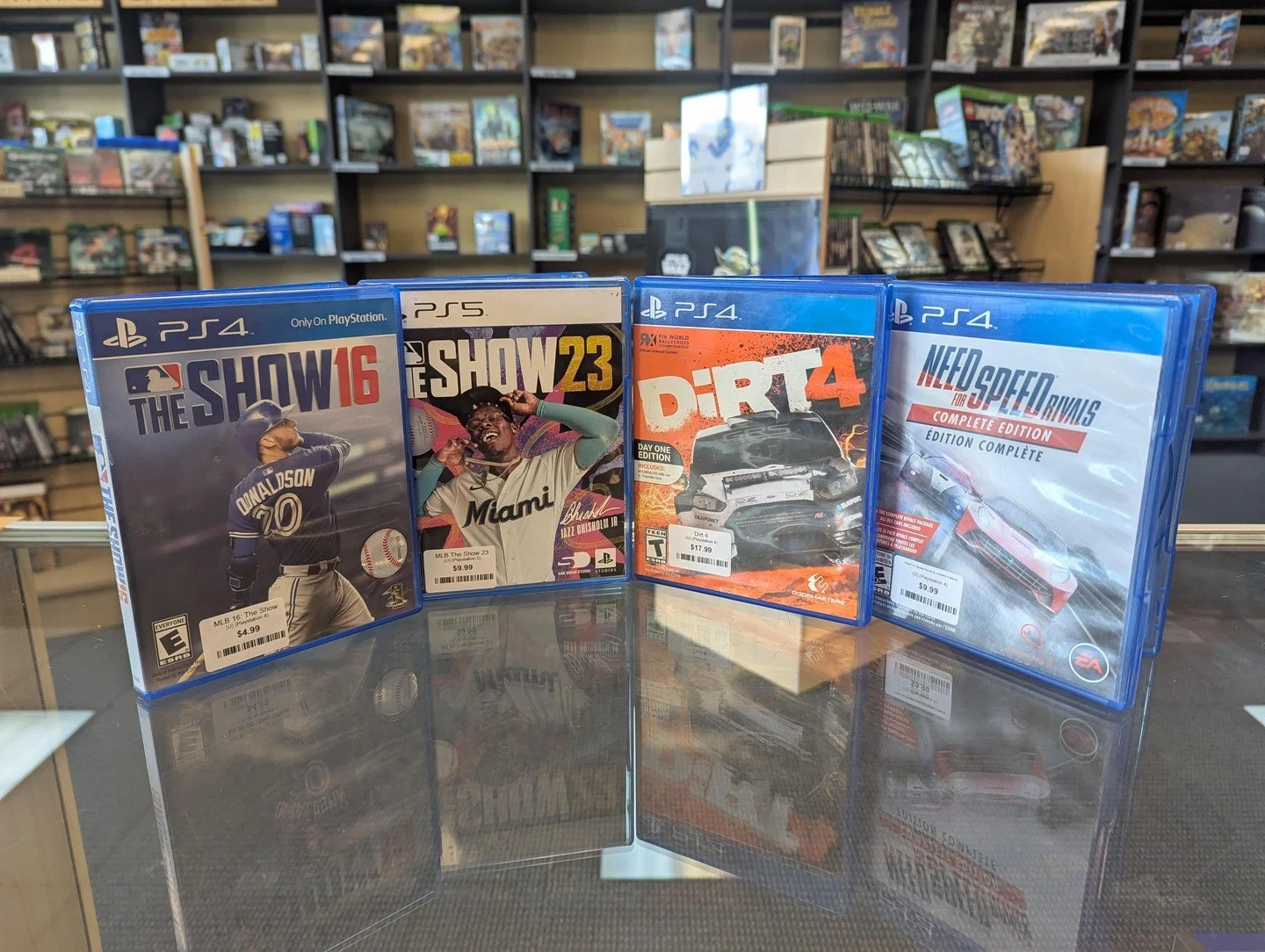 ⚾Have dreams of hitting the big diamond? 
Or perhaps you have a need for speed 🏎️💨 instead.

We've got some new trade-ins from today that can scratch both of those itches!

Whatever your sport dream may be, we've got the perfect game for you. From 