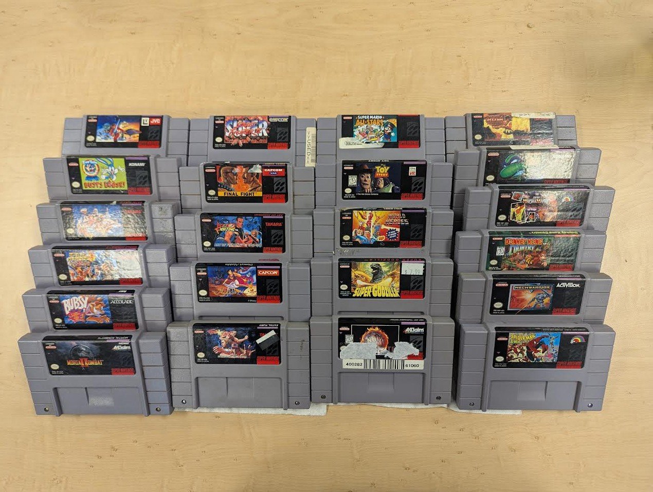 Many Super Nintendo games traded in today! 

#SNES #shoplocal #mountvernonoh #nintendo