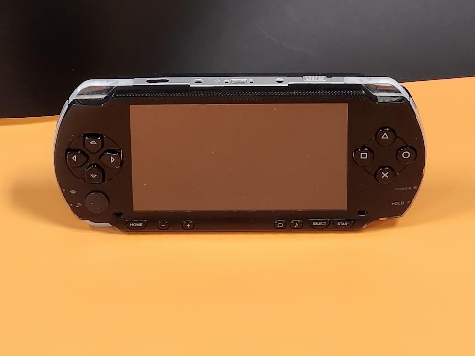 Missing the old days of handheld gaming? We now have a PSP 1001 in stock and ready for you to take home!

#PSP1001 #PSP #Sony #PlaystationPortable #handheldgaming #mountvernonoh #gamescapegames
