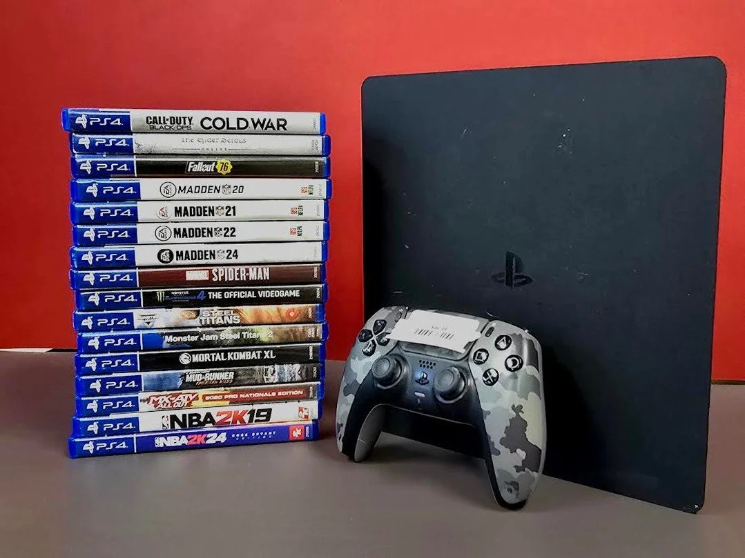 Fresh trade-ins, ready for new homes!

If you've been looking for a PS4 console, or even some games for the one you already have, we've got both in stock. 

We have PS5 controllers as well as a variety of games for the latest Playstation console.

#P