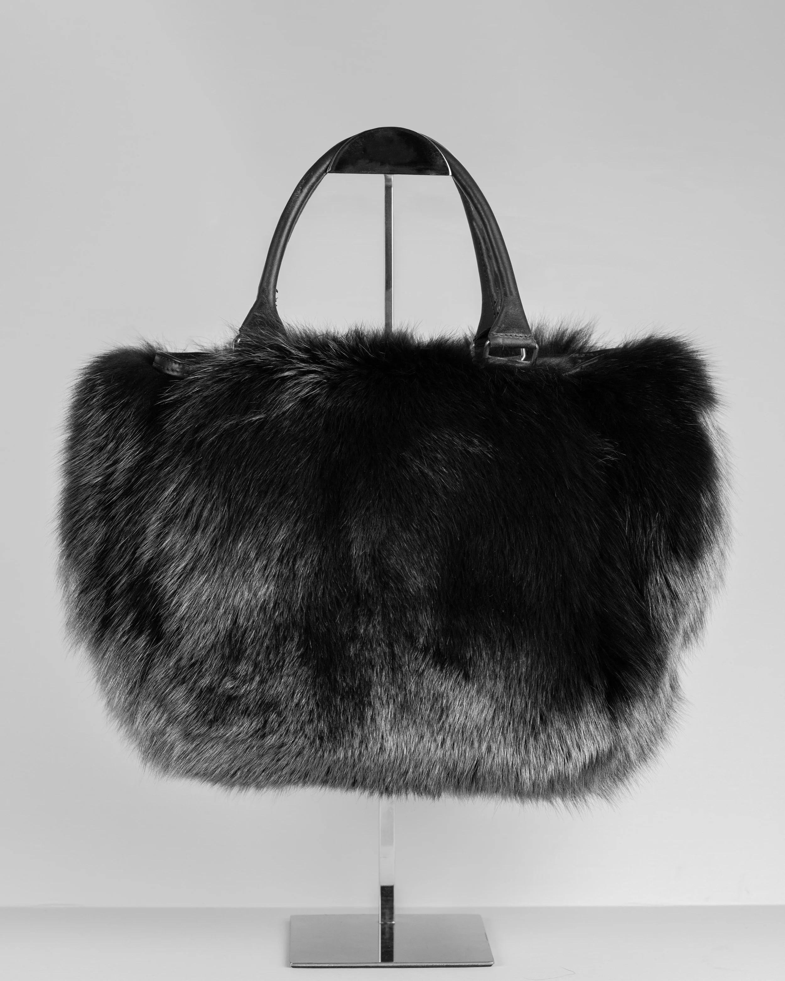 BlackFurBagFront.JPG