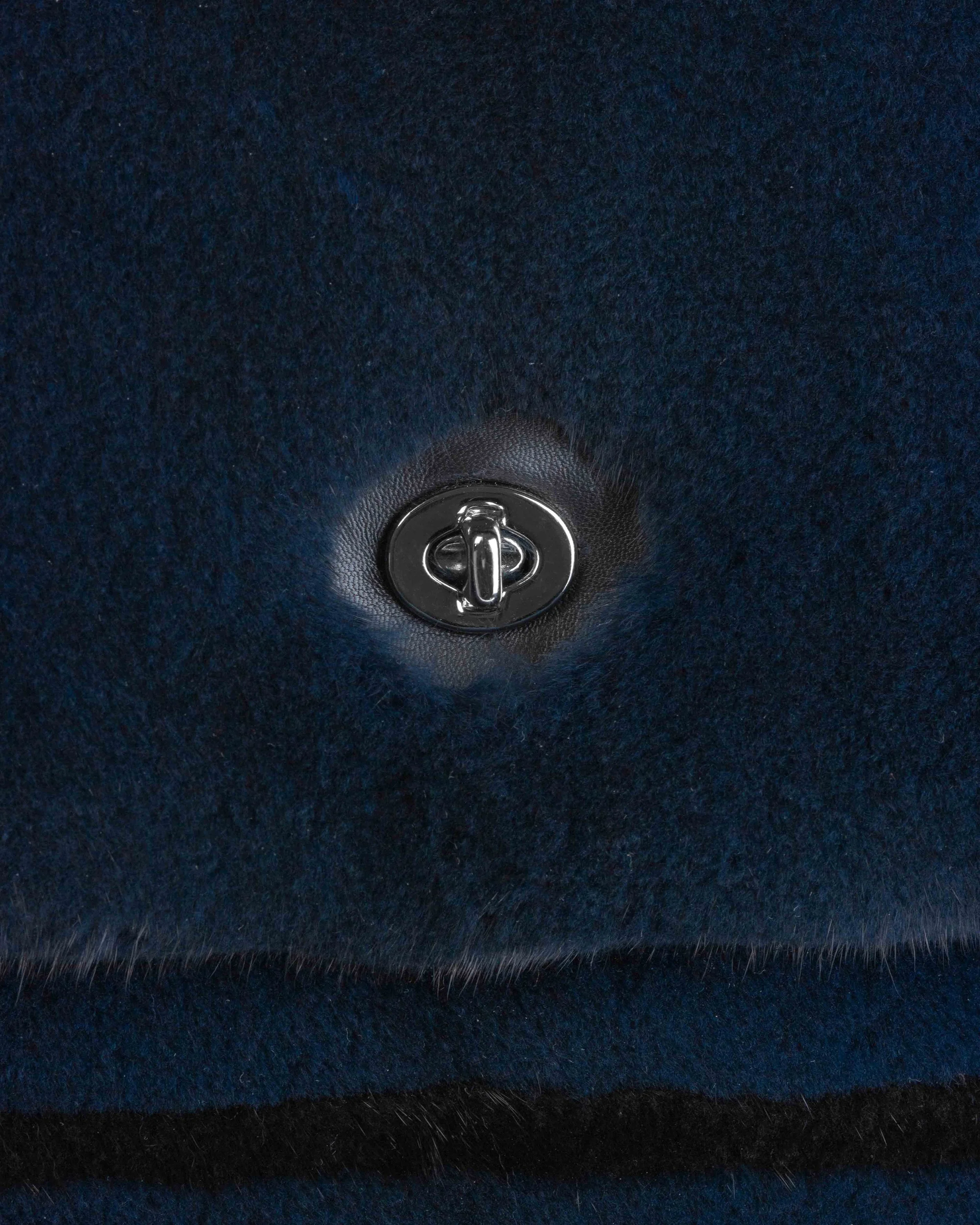 flapcloseup.jpg