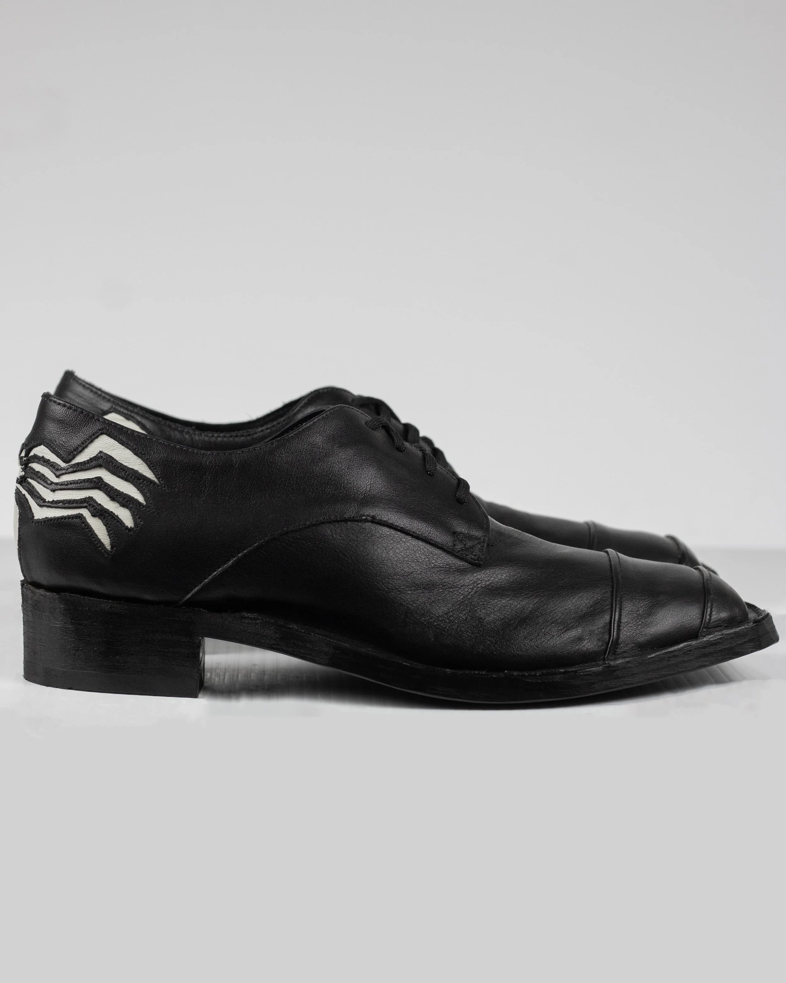 RightShoeSide.jpg