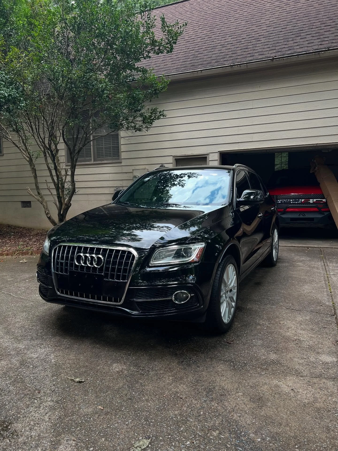 Q5 dialed in with a 1 year ceramic coating. Book in bio.