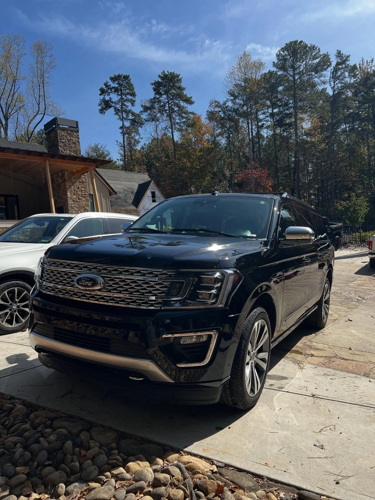 Ford Expedition received a Signature-Detail.
Our Signature Detail is the most popular detail we offer &mdash; restoring your paint, rejuvenating the interior, and resetting your car to Aulov Mobile Detailing Standards. 💎
It&rsquo;s the perfect start