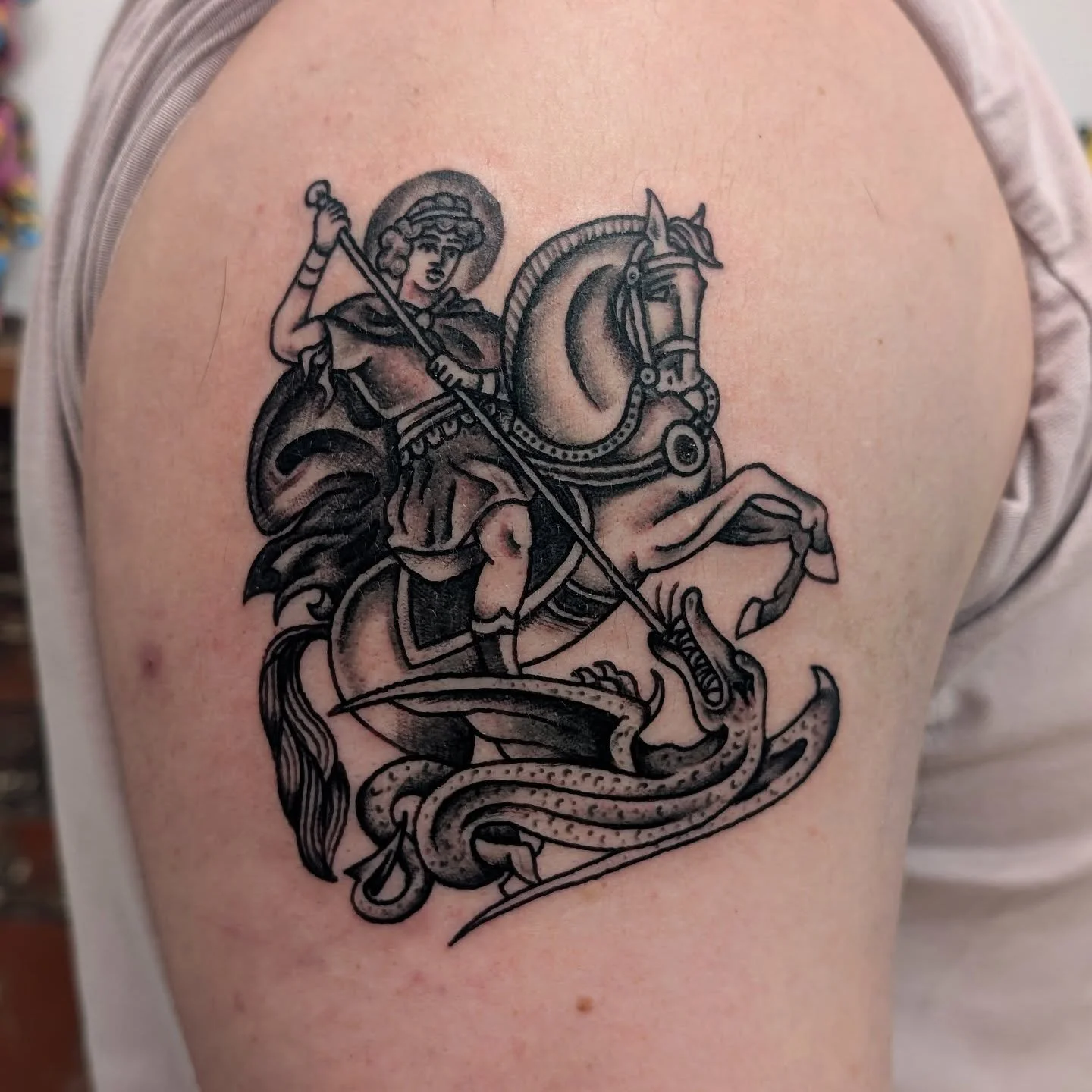 St. George for James 🐉
I'm available for walk-ins Tuesday-Saturday @la.rue.gallery 
DM me for bookings 7 Days a week

#tattoo #stgeorge #dragon #horse #traditionaltattoo