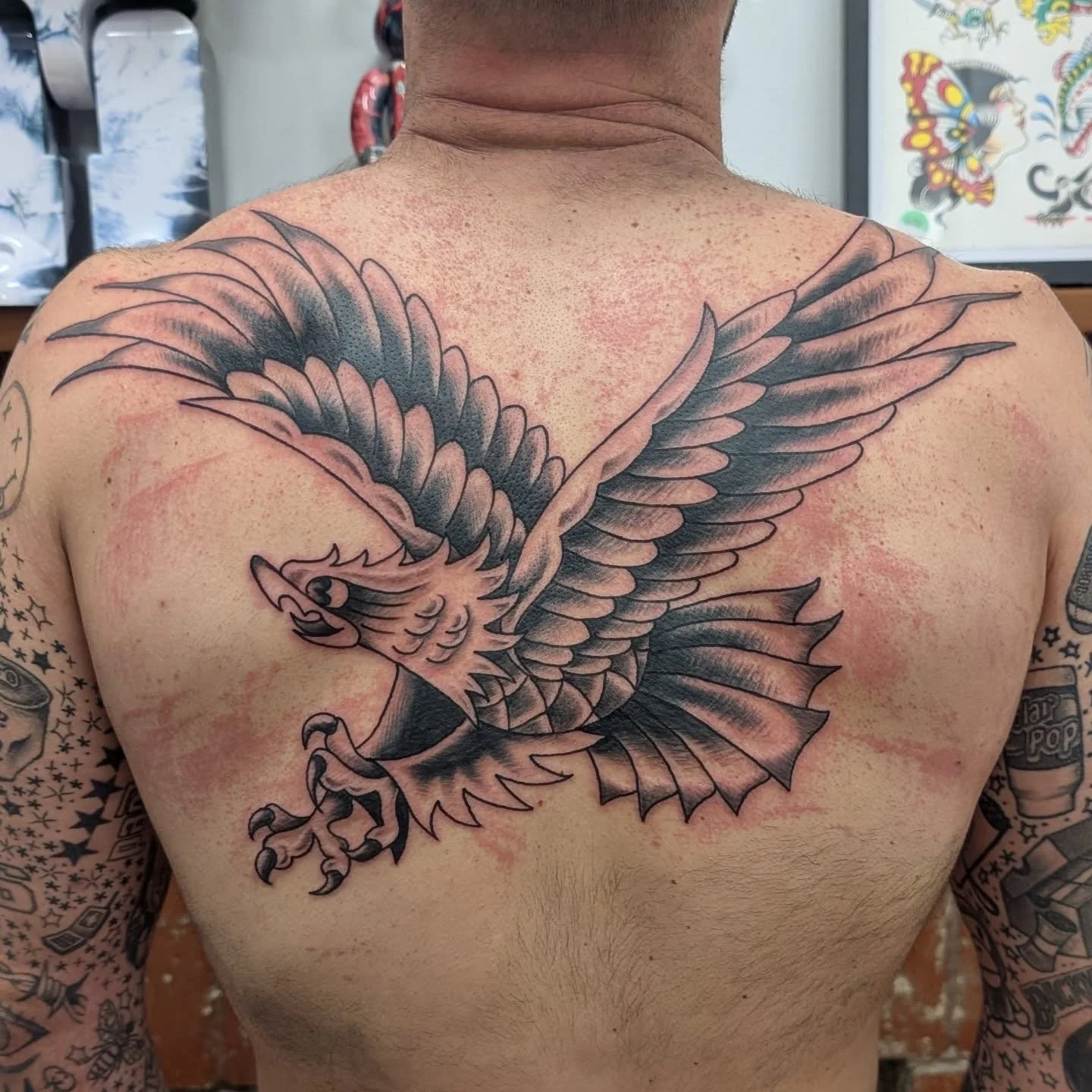 Big back eagle done @la.rue.gallery this week!
I have bookings available, shoot me a message if you'd like to make one. 

#tattoo #eagle #bigtattoo #traditionaltattoo #backtattoo
