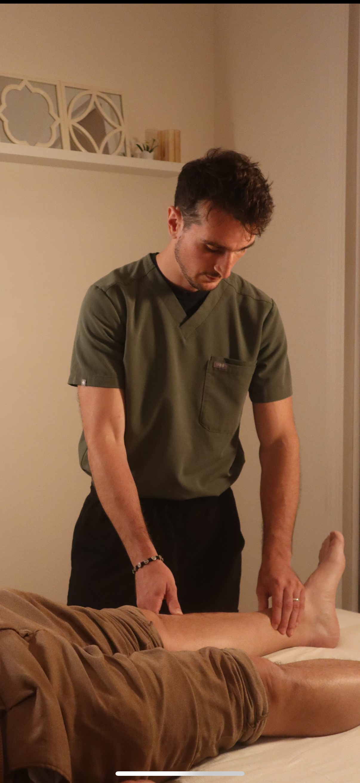 Joseph Shkreli, L.Ac is a licensed acupuncturist practicing in Beacon, Fishkill, and New York City.