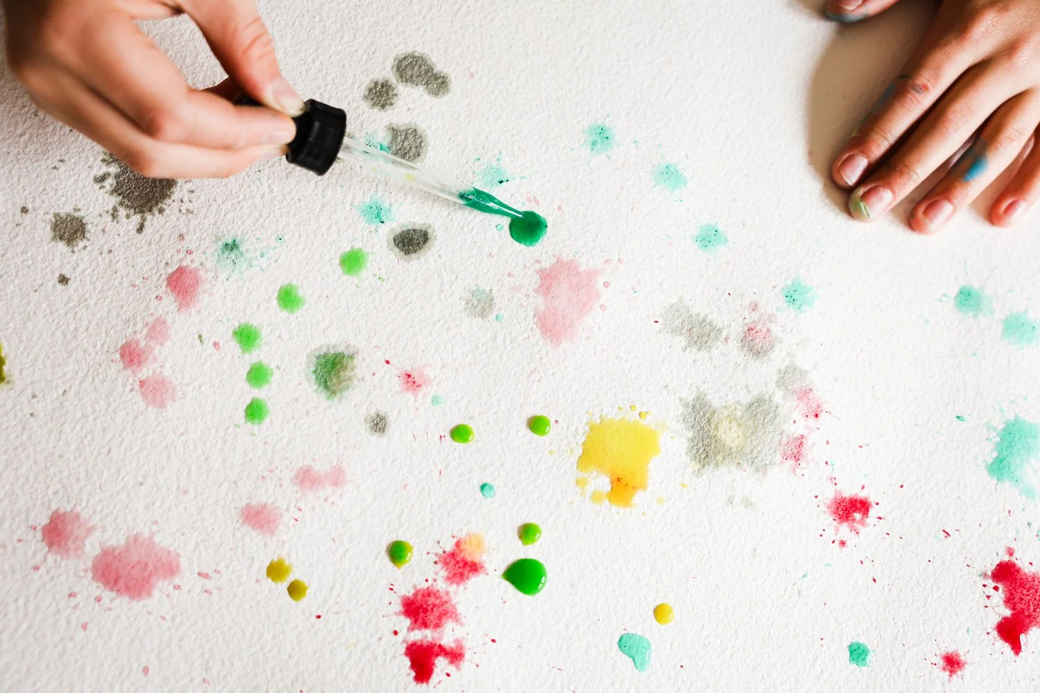 Therapeutic art session for children in Edmonton