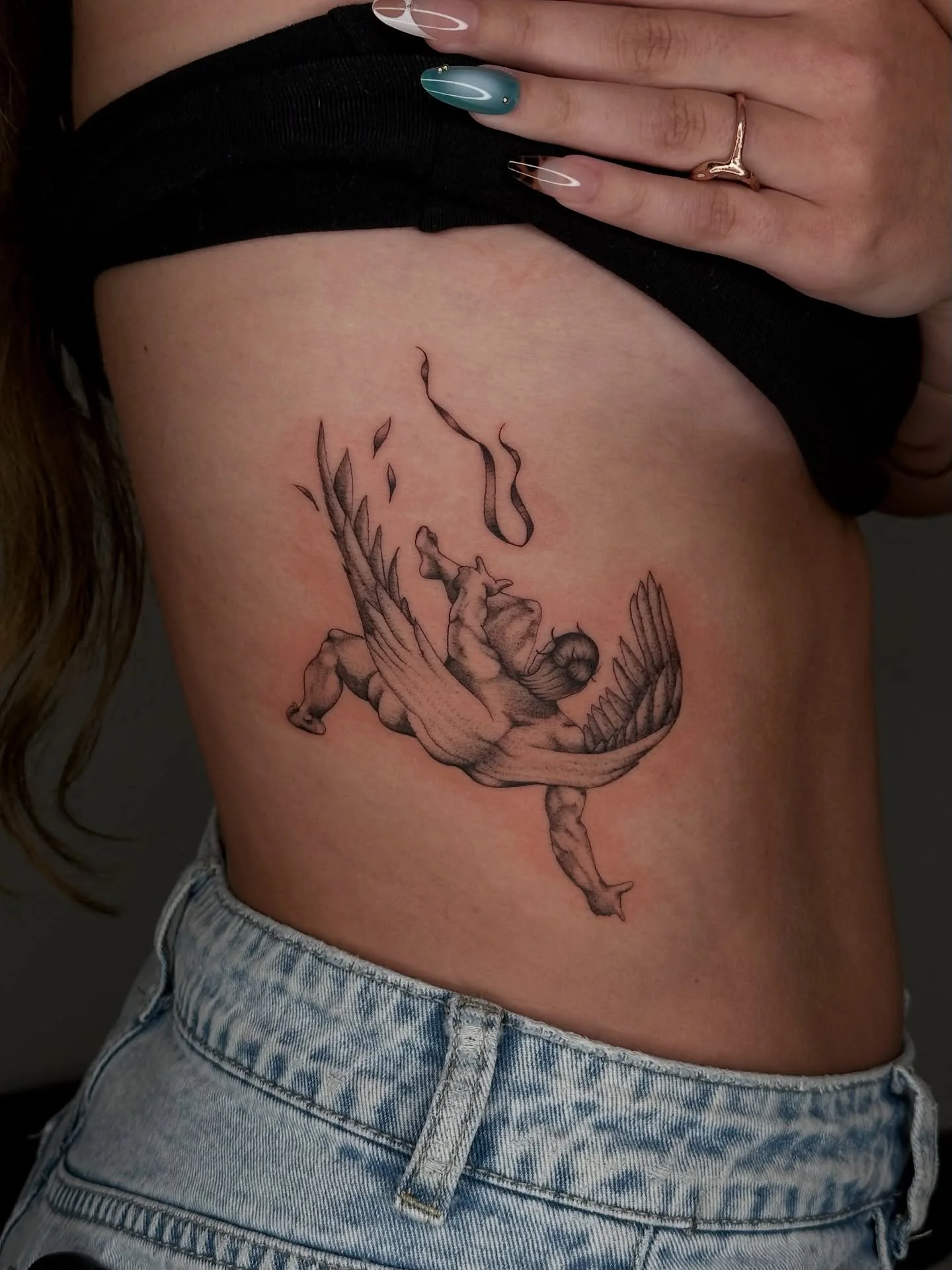 A bit of a twist on this mythical imagery! The Fall of Icarus🤝Eren Yeager from Attack on Titan 
I always feel so grateful when client&rsquo;s choose to spend their birthdays getting tatted by me🥳💜