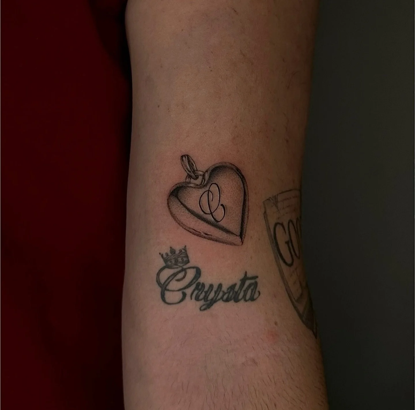 a pair of locket tattoos for this lovely duo❤️