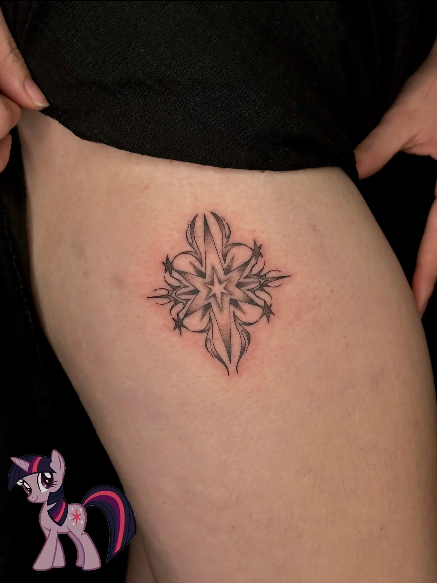 super fun walk-ins @saddevilsclubtattoo !! these lovely friends wanted some leg decor inspired by their favorite my little pony characters! i have so much fun with these ornamentals / cybersigilism designs, send me more! ✨ 
client ideas inspired by @