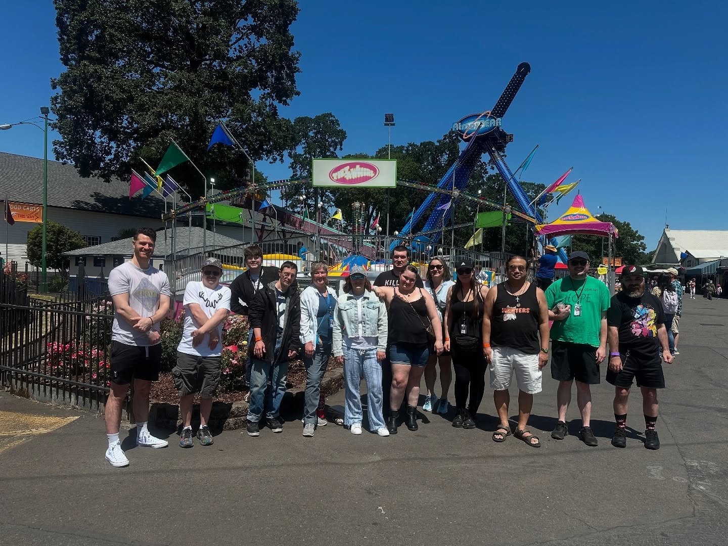 Thrills, chills, and all the Oaks Amusement Park feels! 🎠🏎️