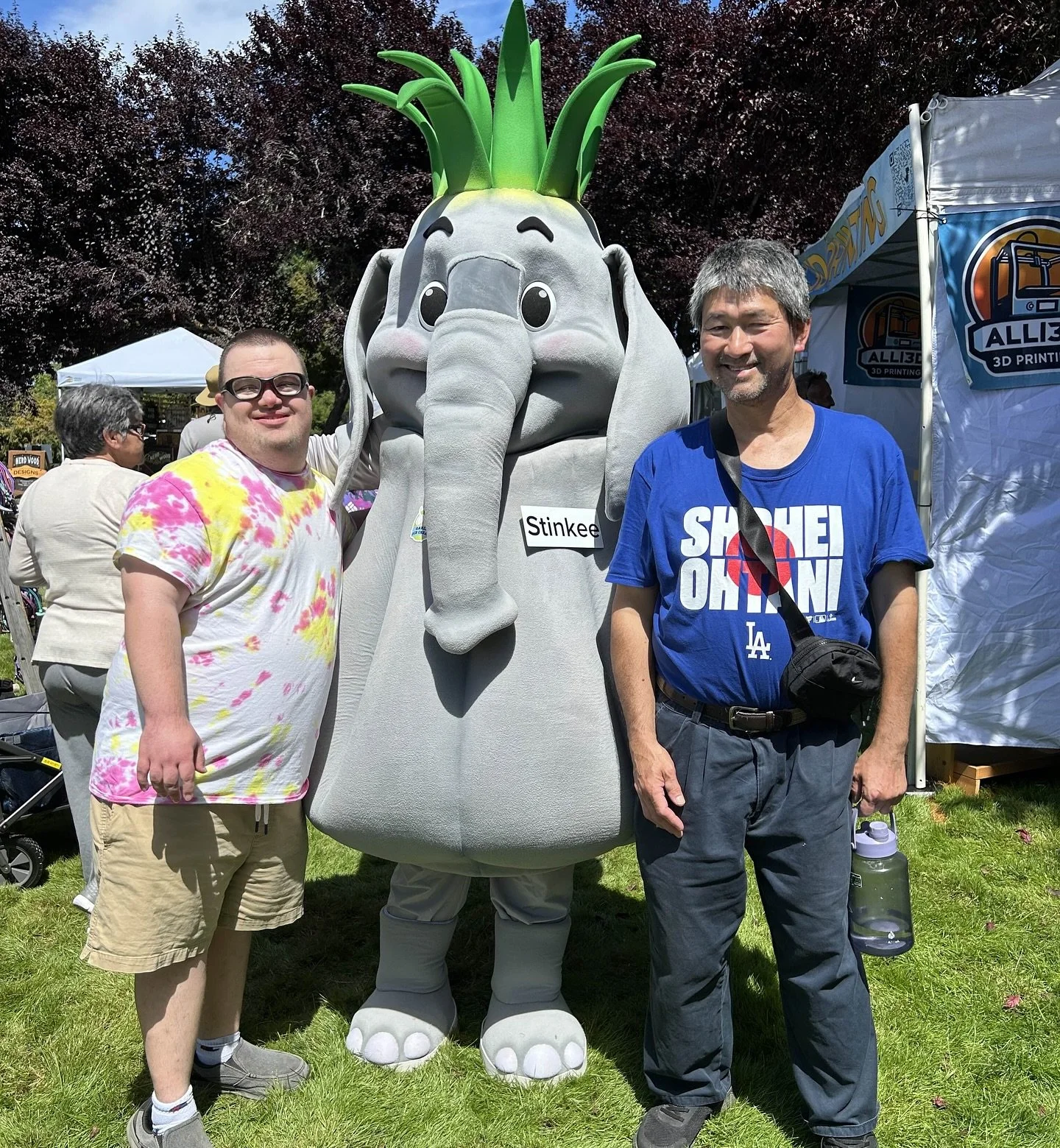 Have you ever been to the Elephant Garlic Festival? We make a trip there every year! 🐘🧄