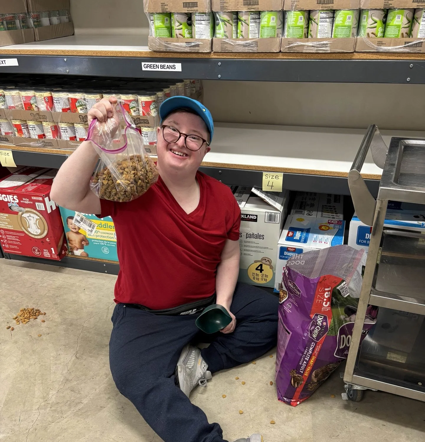 Giving back, one week at a time 💚

Each week, our clients have the opportunity to volunteer in the community alongside their DSP&rsquo;s. From helping at the Oregon Food Bank to volunteering at the local library, these one-on-one experiences create 