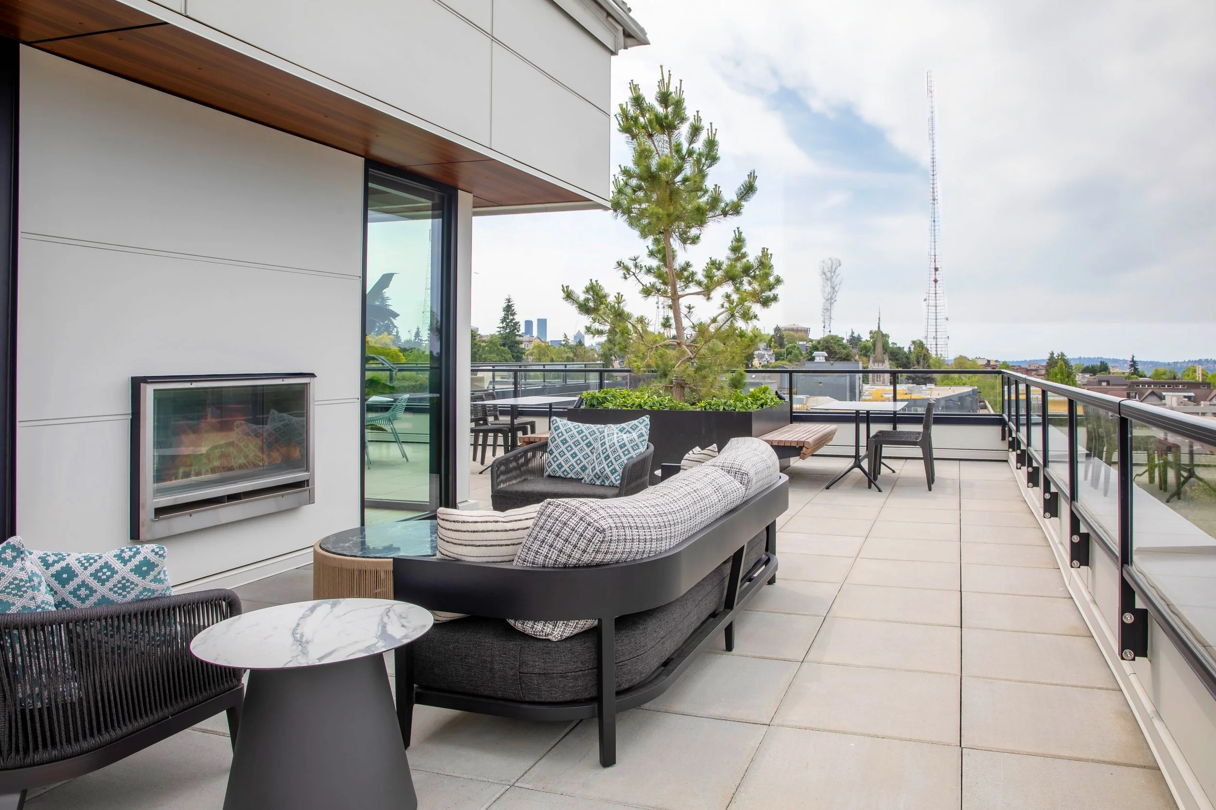 Club Room Terrace 1_PS.jpg